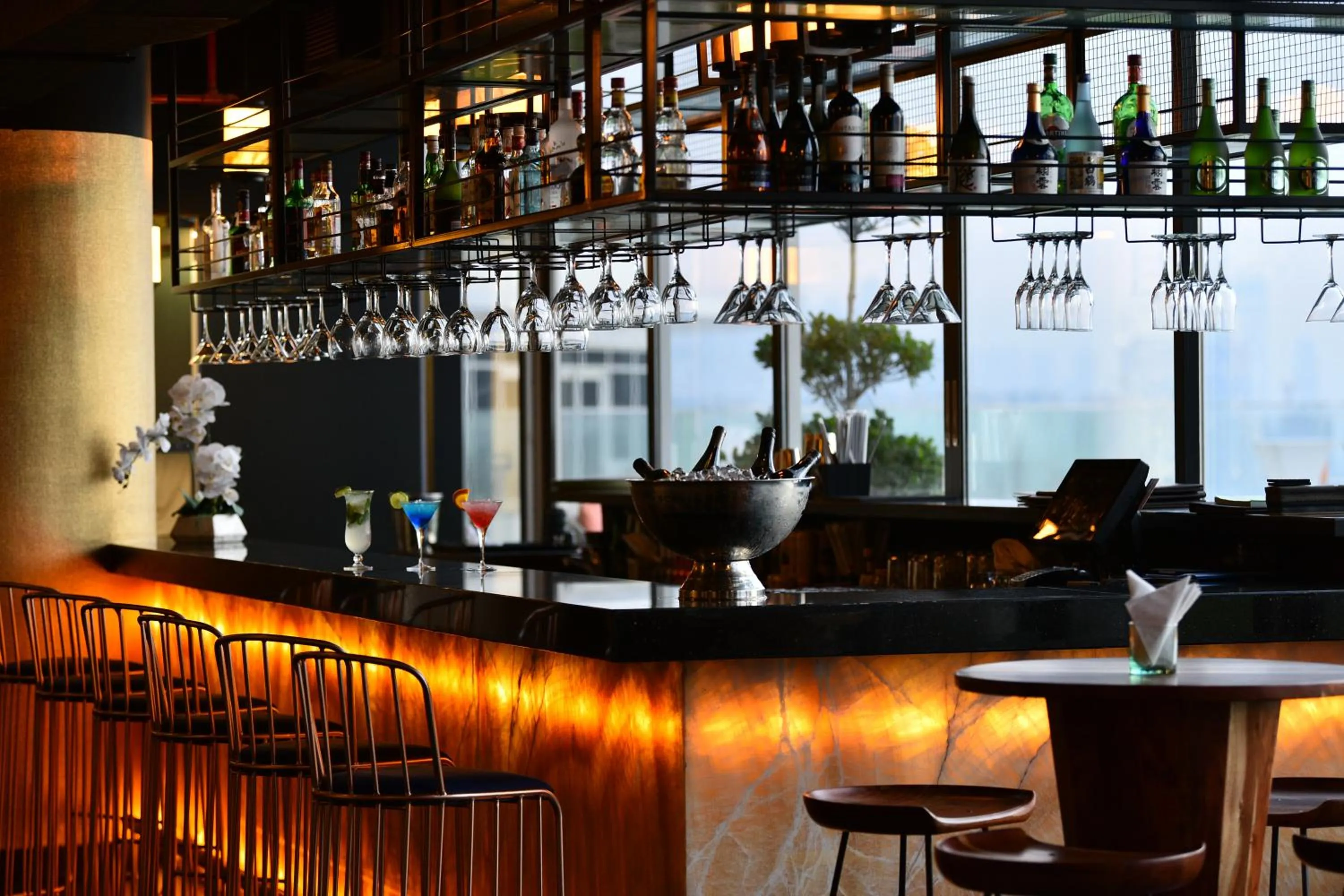 Lounge or bar in Royal Central Hotel and Resort The Palm