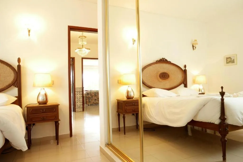 Bedroom, Bed in Villa Francesa Guest House