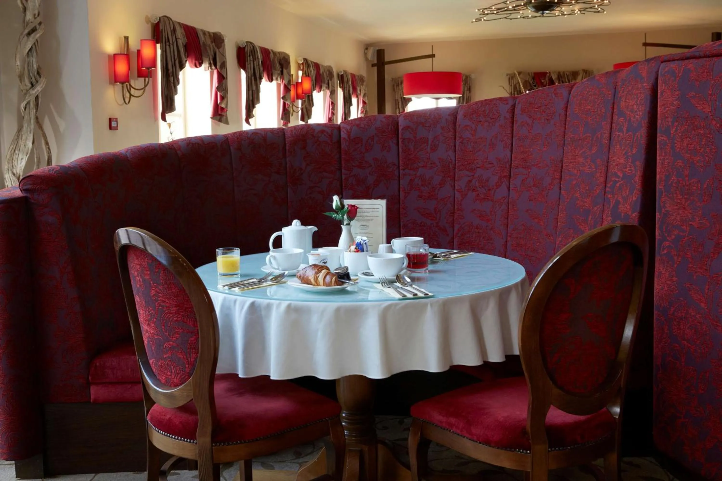 Restaurant/places to eat in Best Western Plus Pastures Hotel