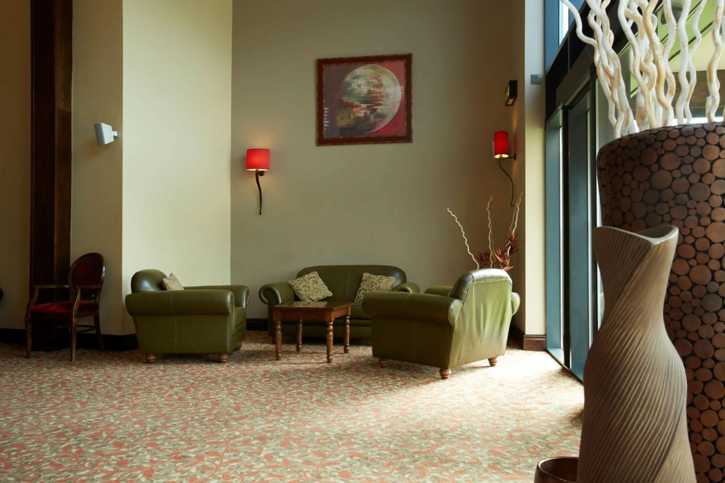 Lobby or reception in Best Western Plus Pastures Hotel