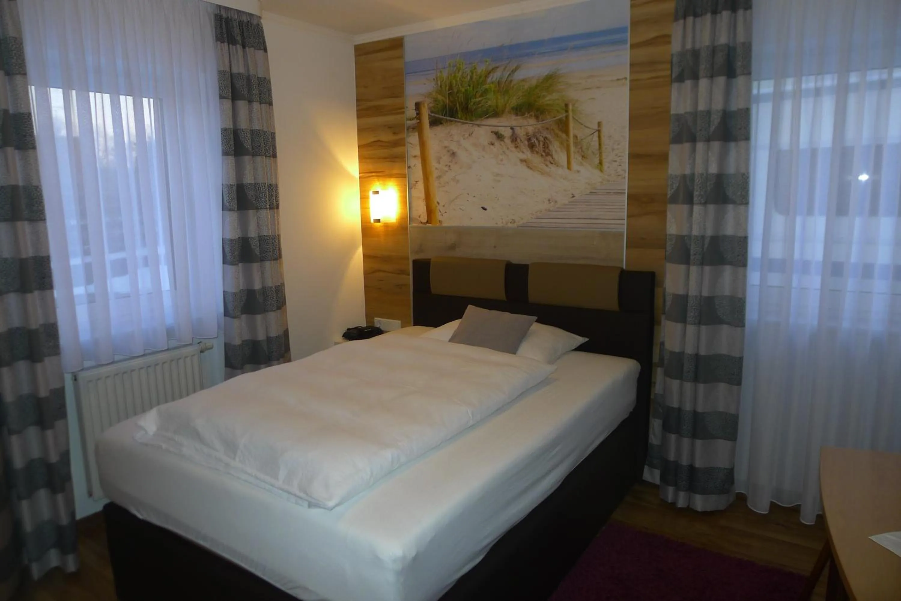 Photo of the whole room, Bed in Hotel Harbauer