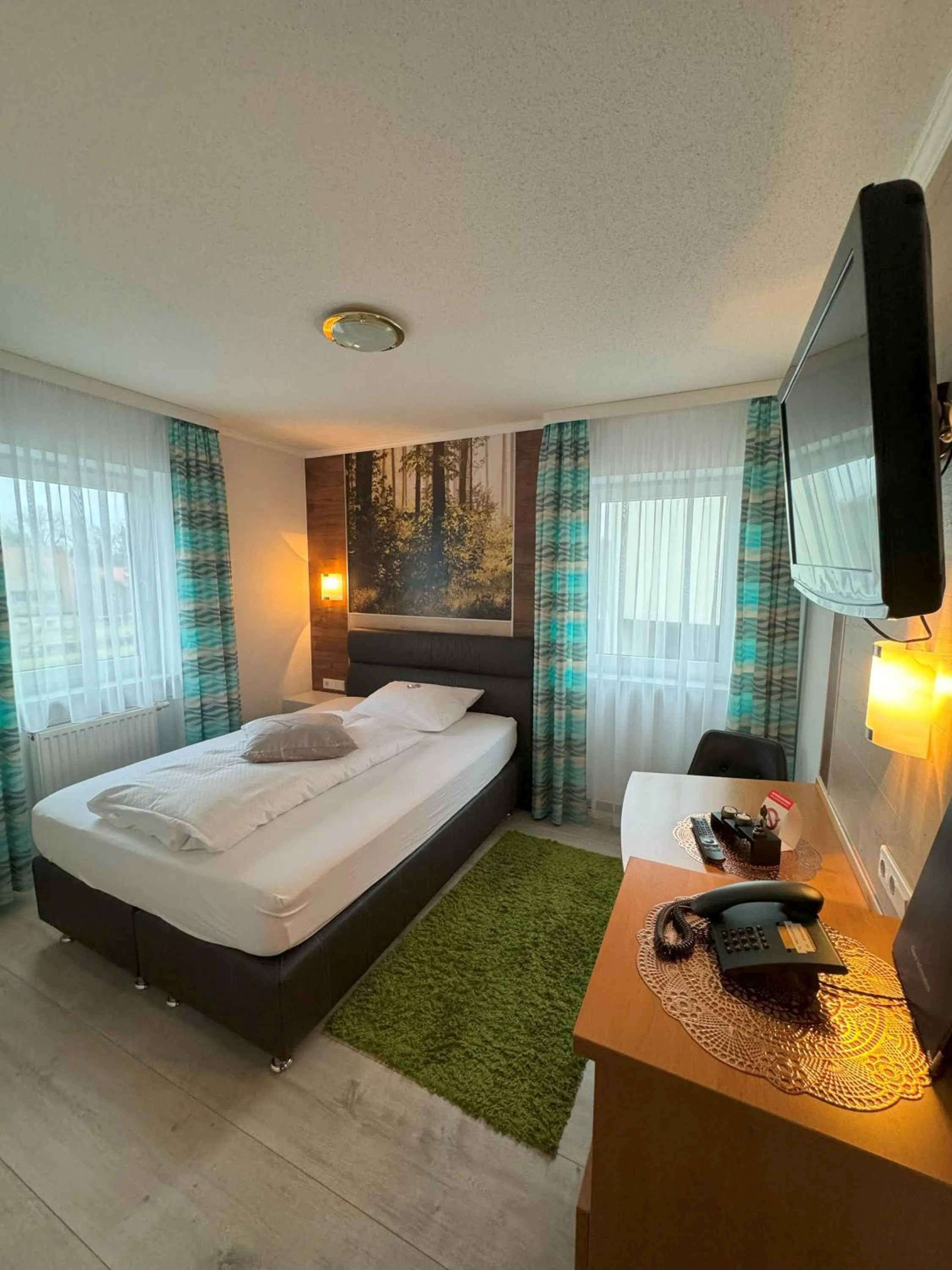 Photo of the whole room, Bed in Hotel Harbauer