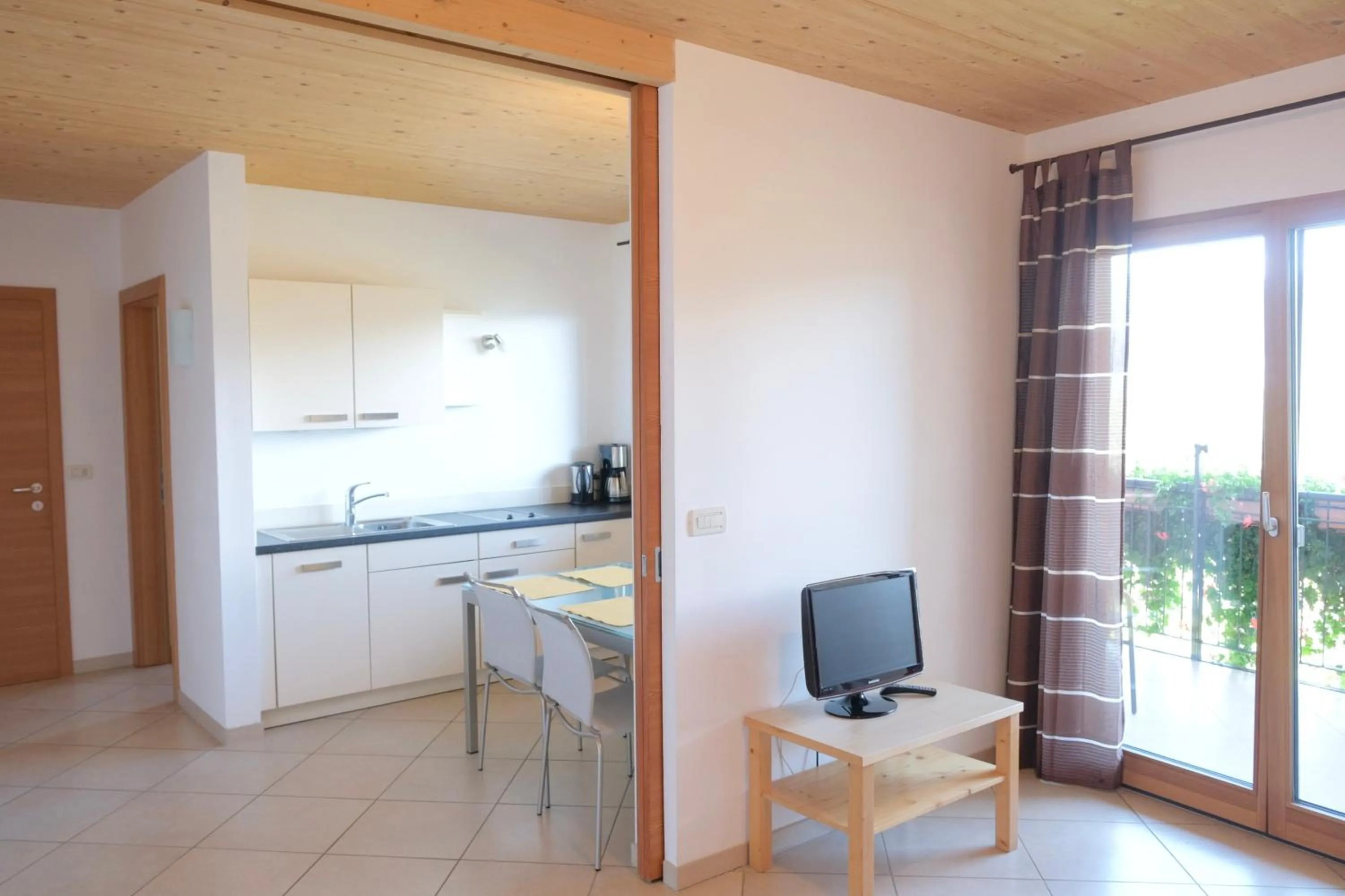 Kitchen or kitchenette in Tirolerhof Tisens