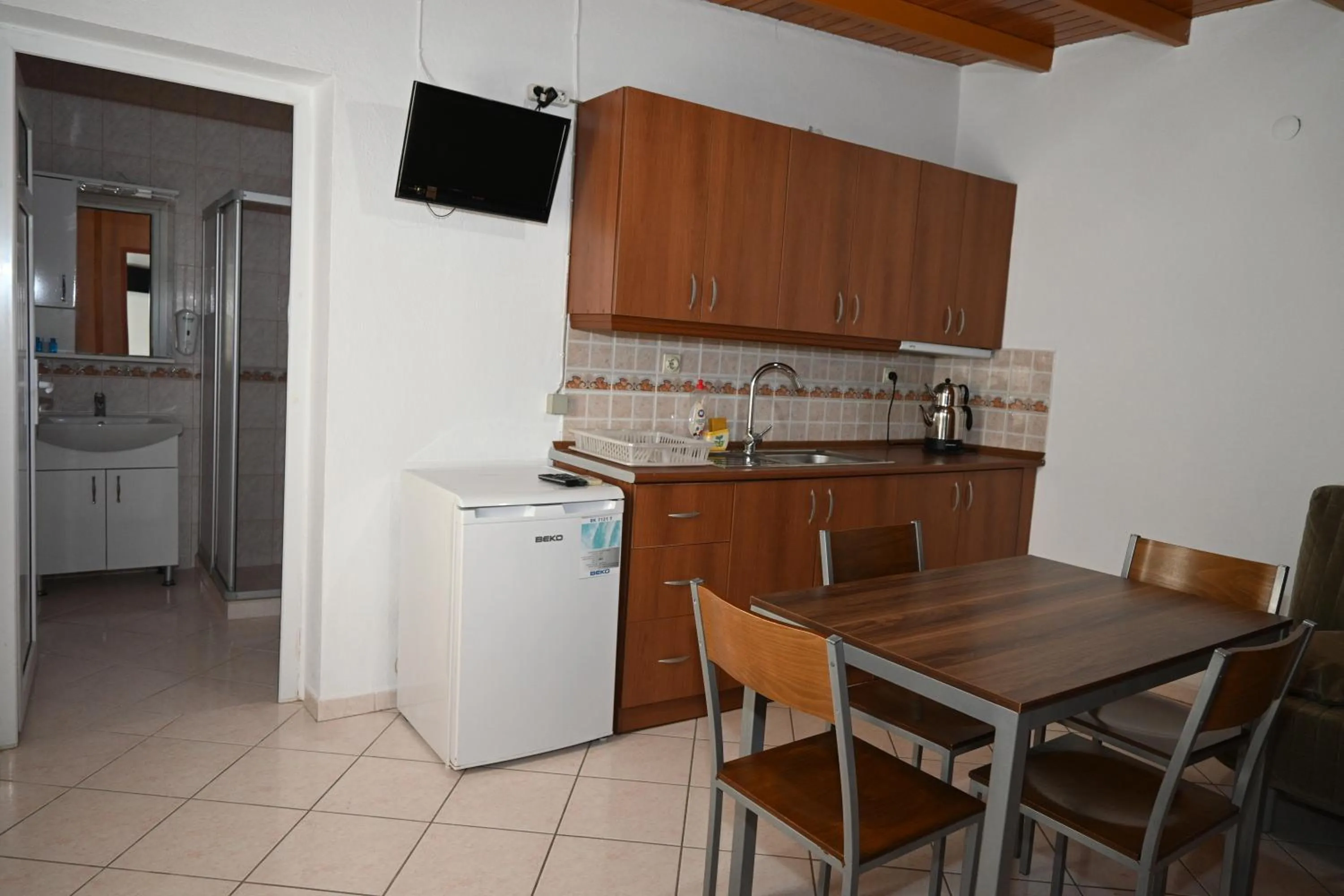 Apartment (4 Adults) in Melis Pansiyon
