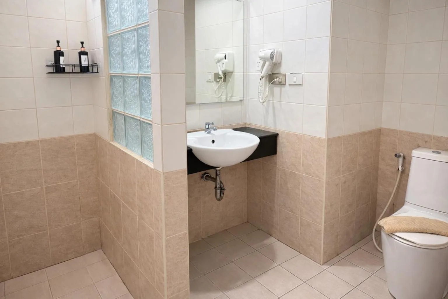 Happy Fish Guesthouse