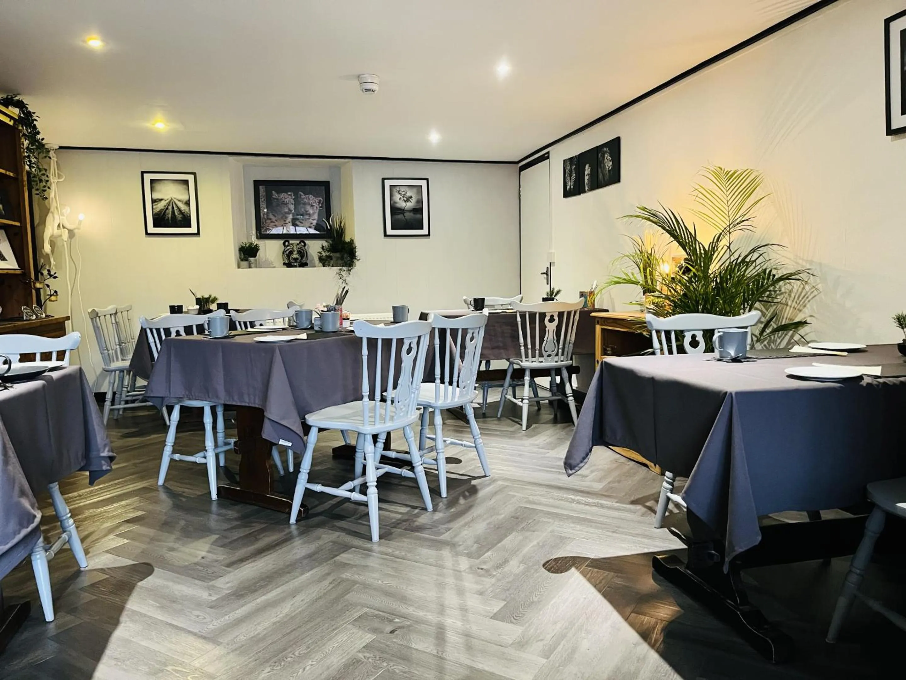 Breakfast in The Lake View Hotel