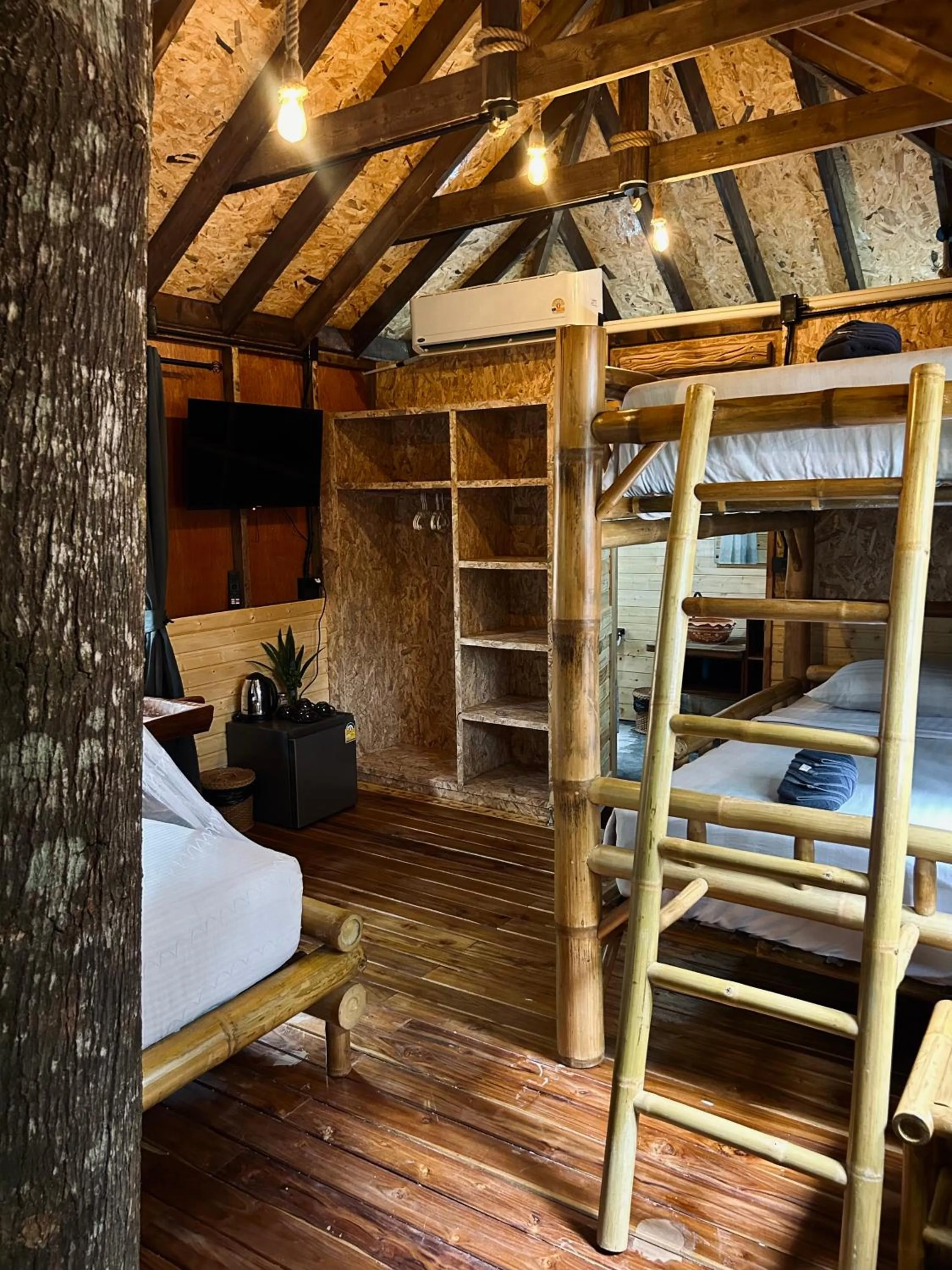 Bed in Khao Sok Paradise Resort