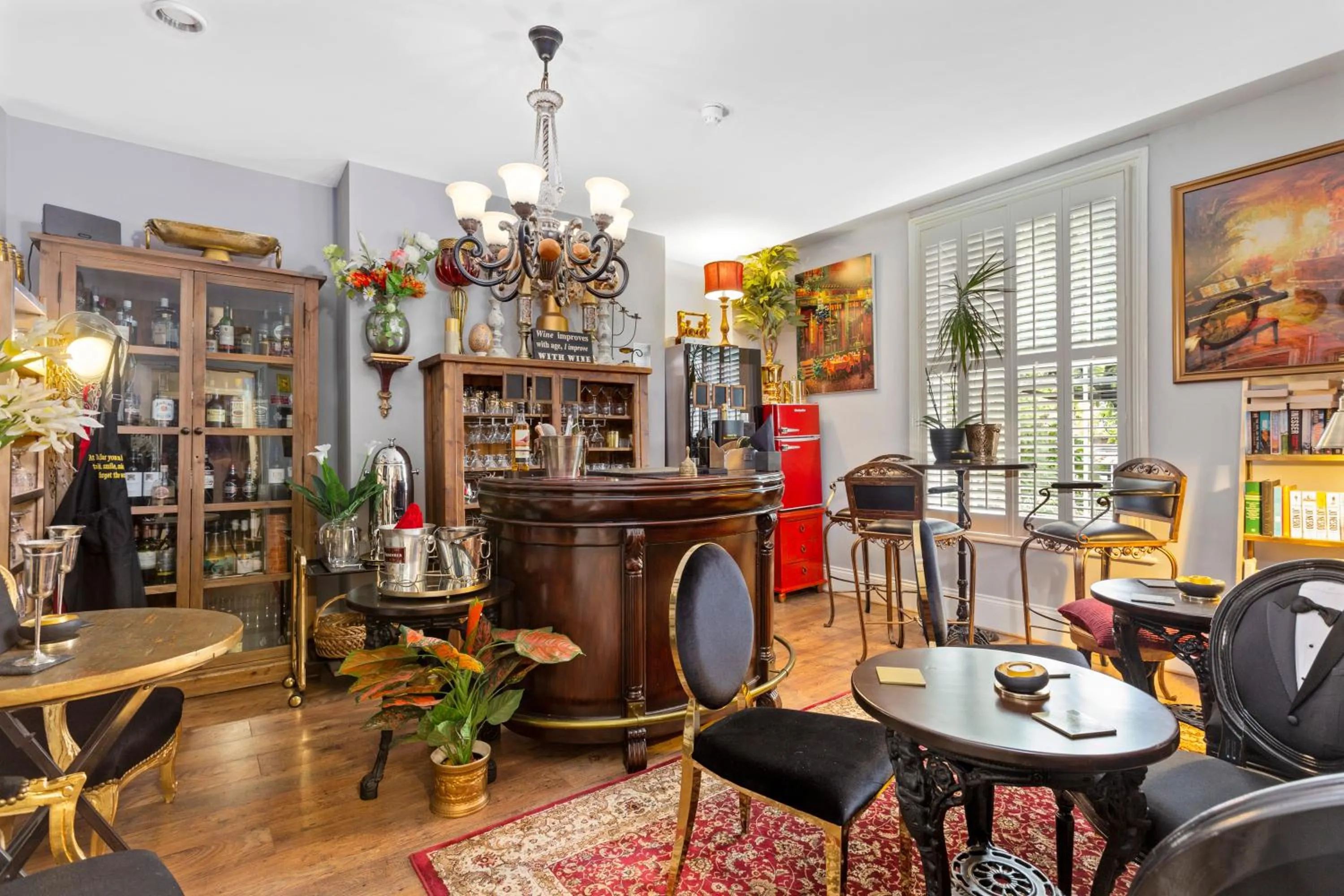 Lounge or bar in Mama’s Inn Boutique Guest House