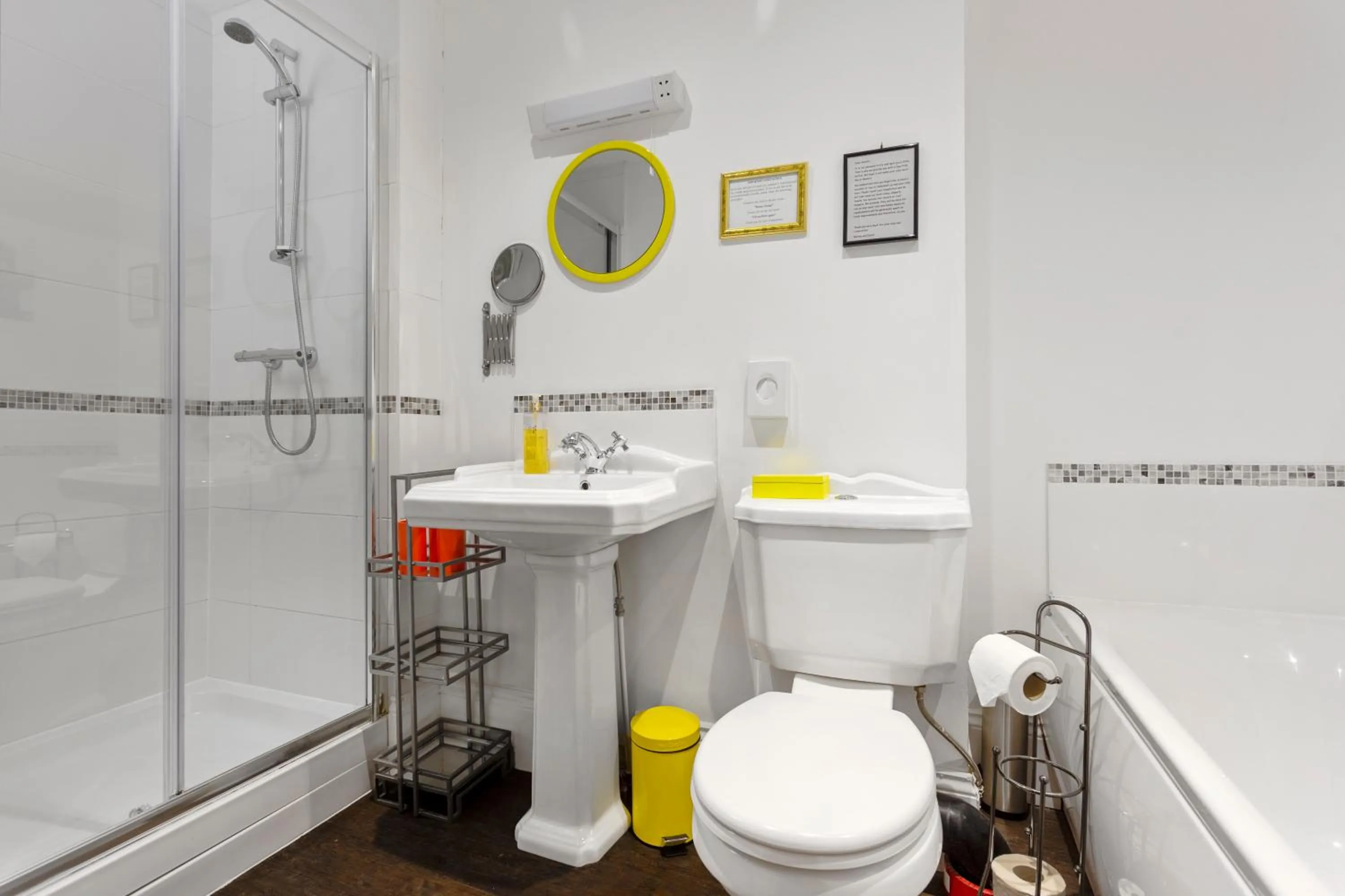 Bathroom in Mama’s Inn Boutique Guest House