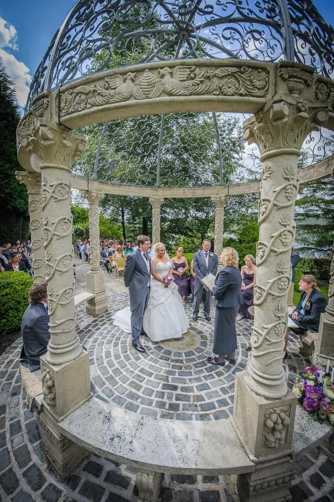 Day in The Saddleworth Hotel