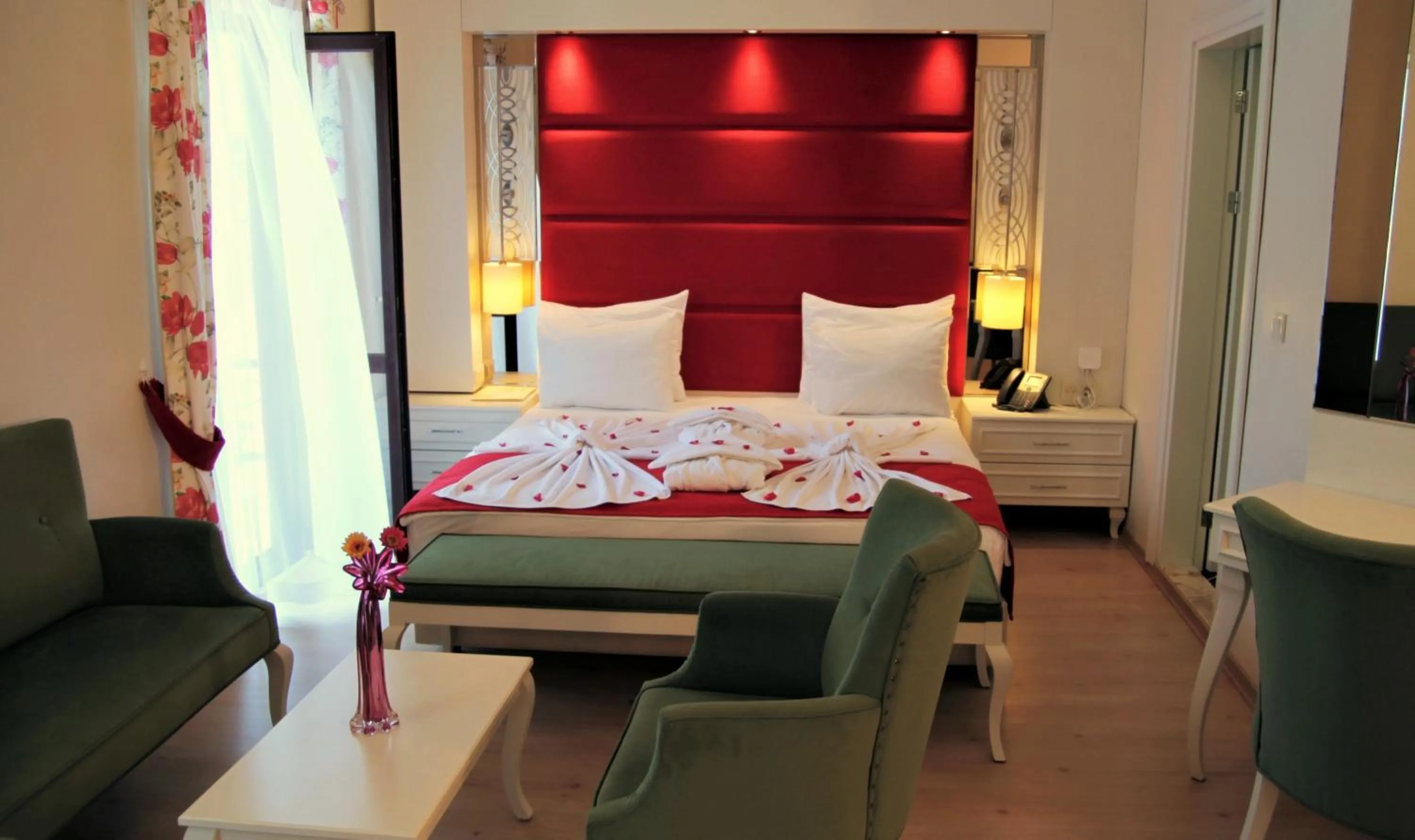 Bedroom, Bed in Baga Hotel