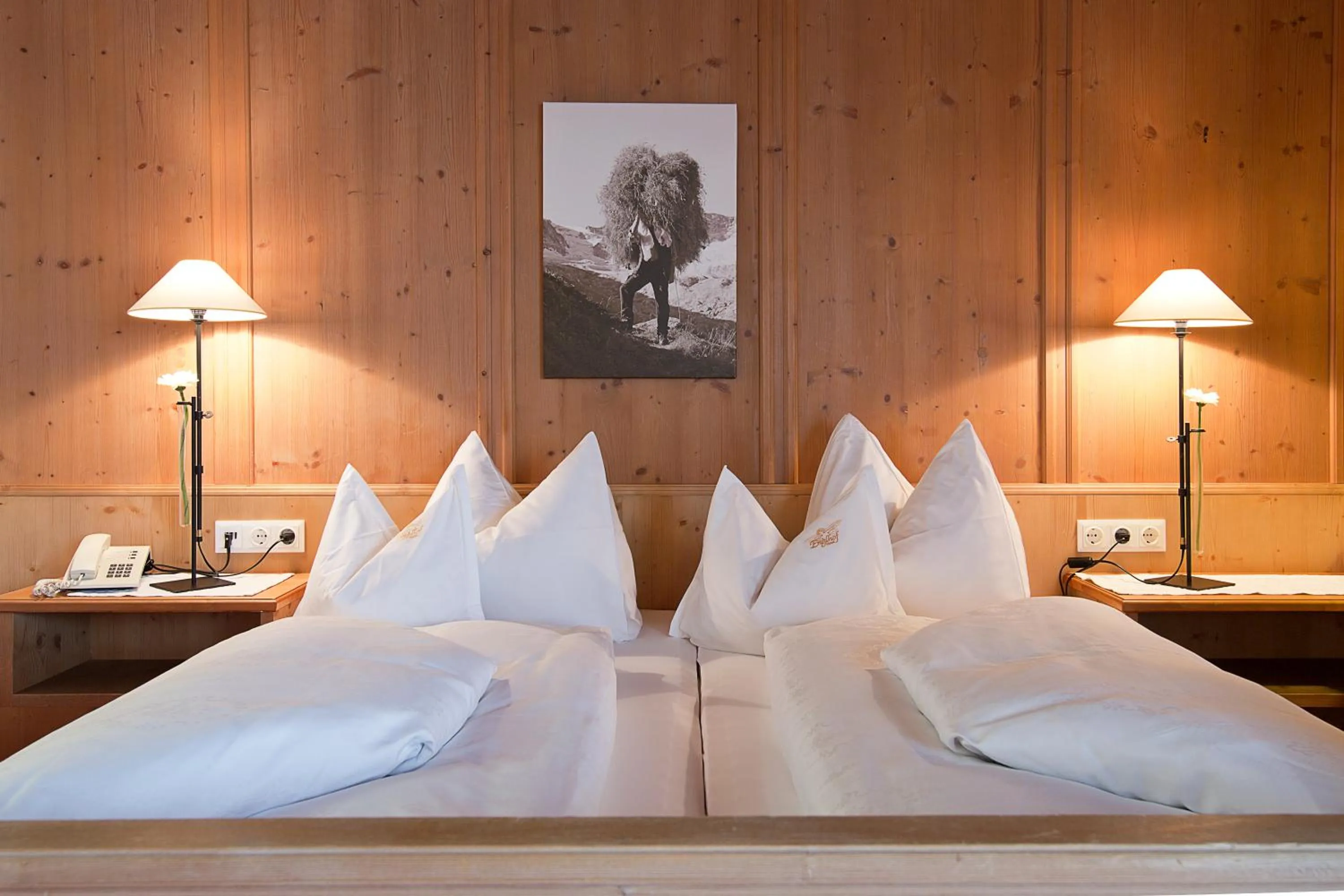 Bedroom, Bed in Hotel Englhof