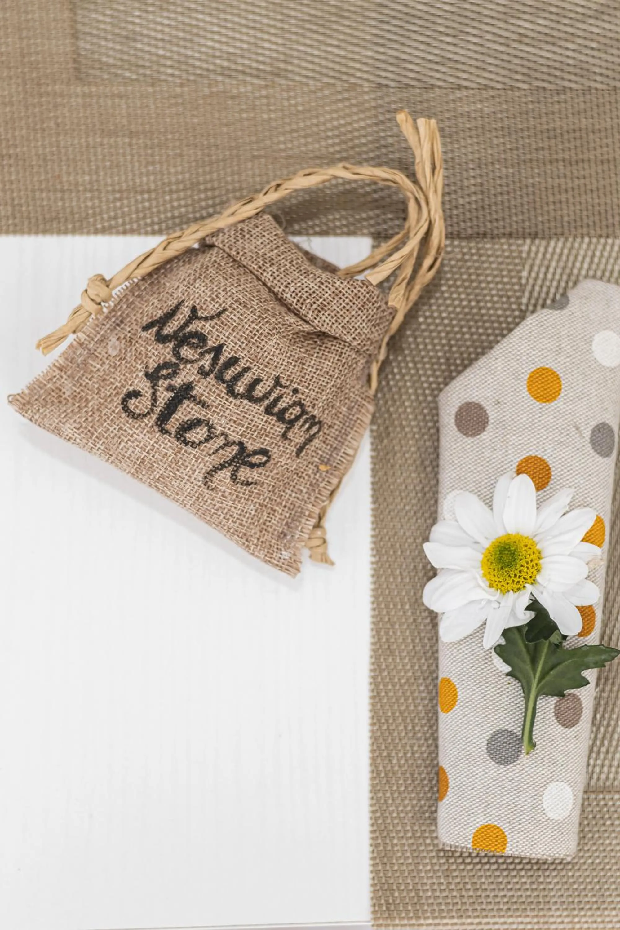 Decorative detail in B&B VESUVIAN STONE