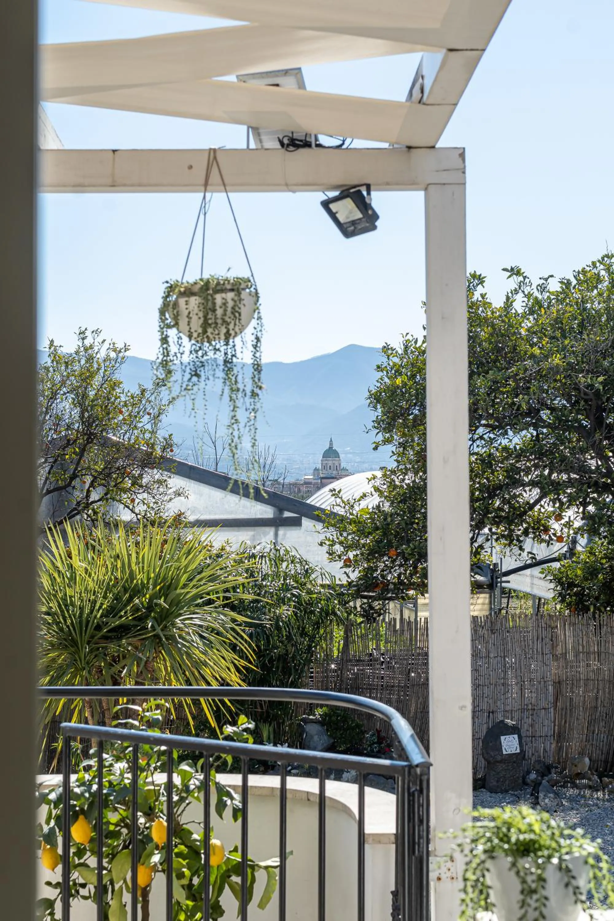 Patio in B&B VESUVIAN STONE