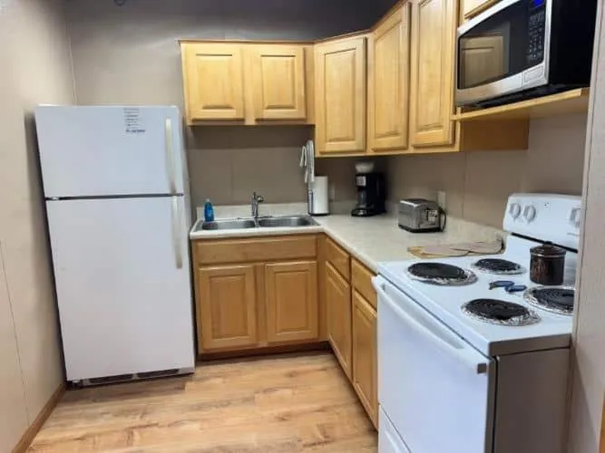 Kitchen or kitchenette in Point View Resort