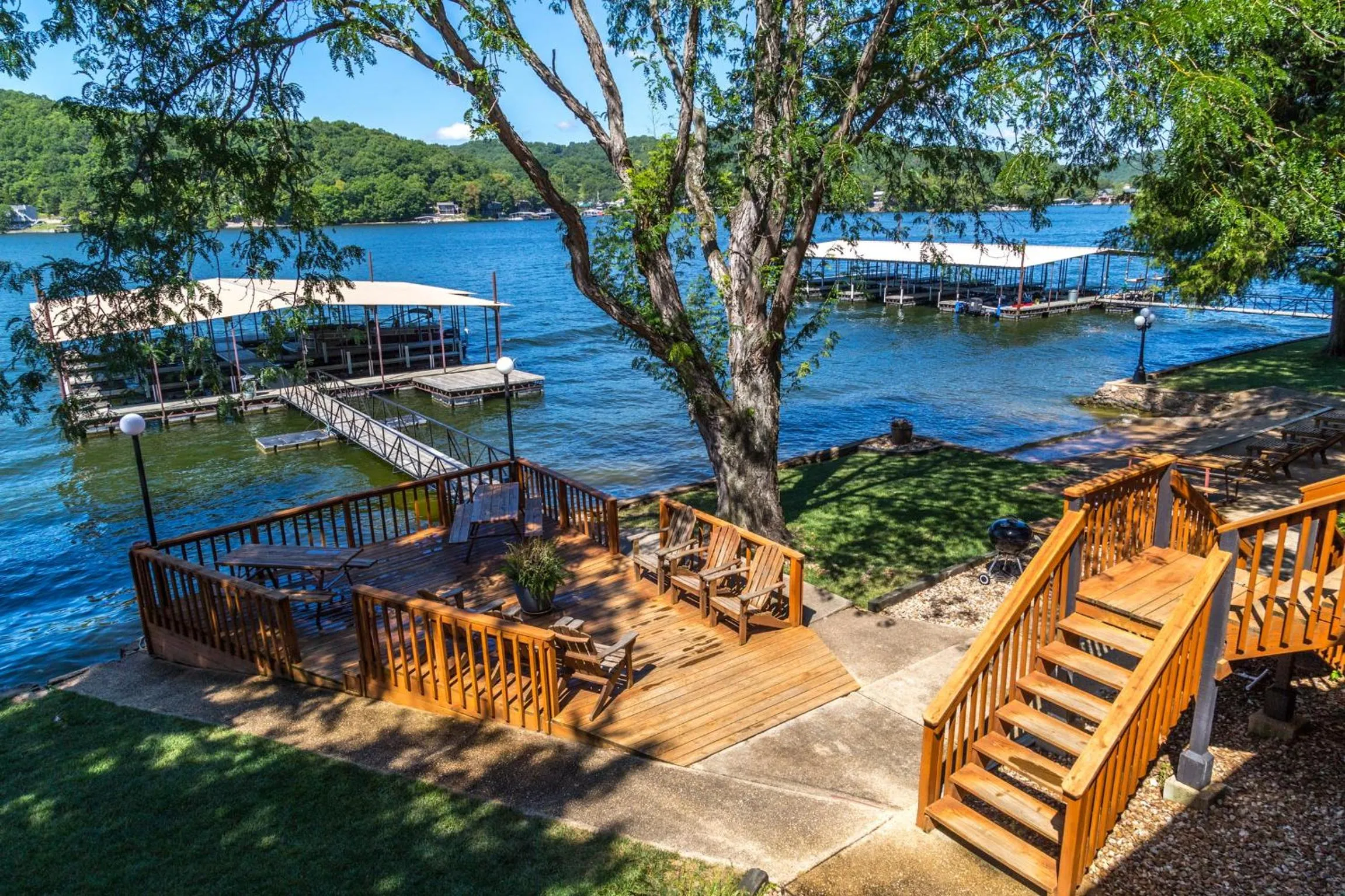 Balcony/Terrace in Point View Resort