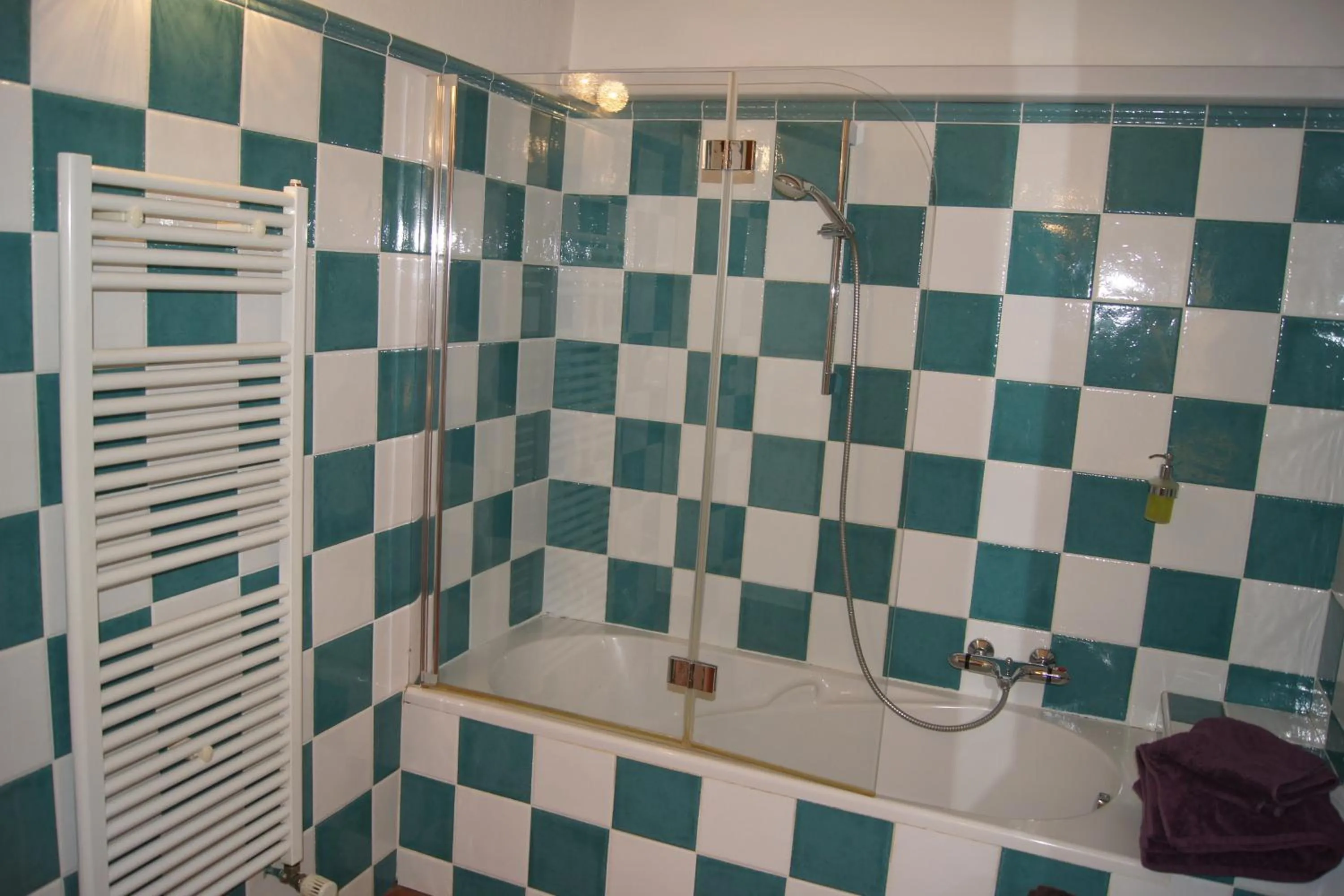 Bathroom in La Bastide de l'Olivier