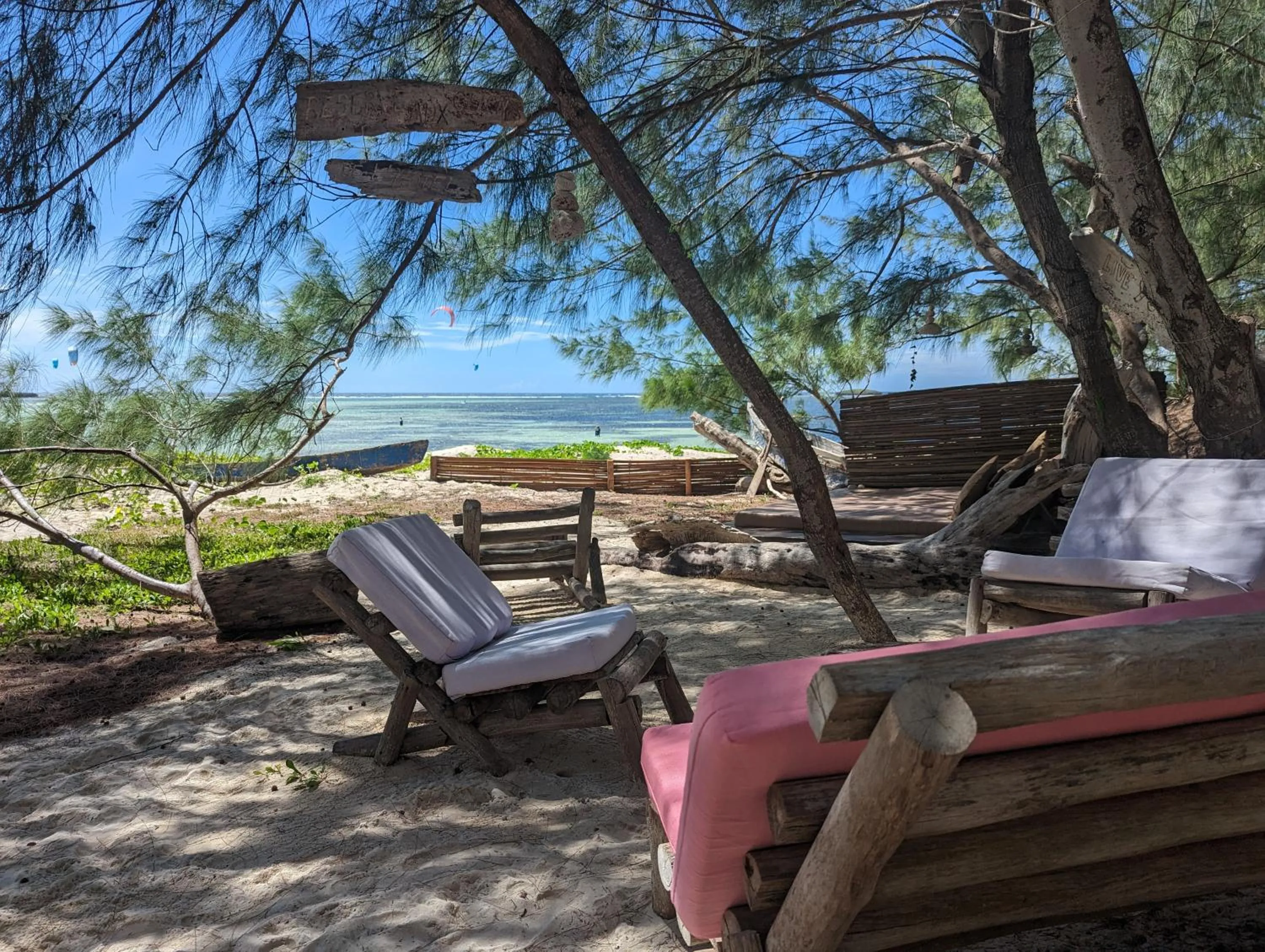 Lounge or bar in Ocean Lodge Kite & Windsurf