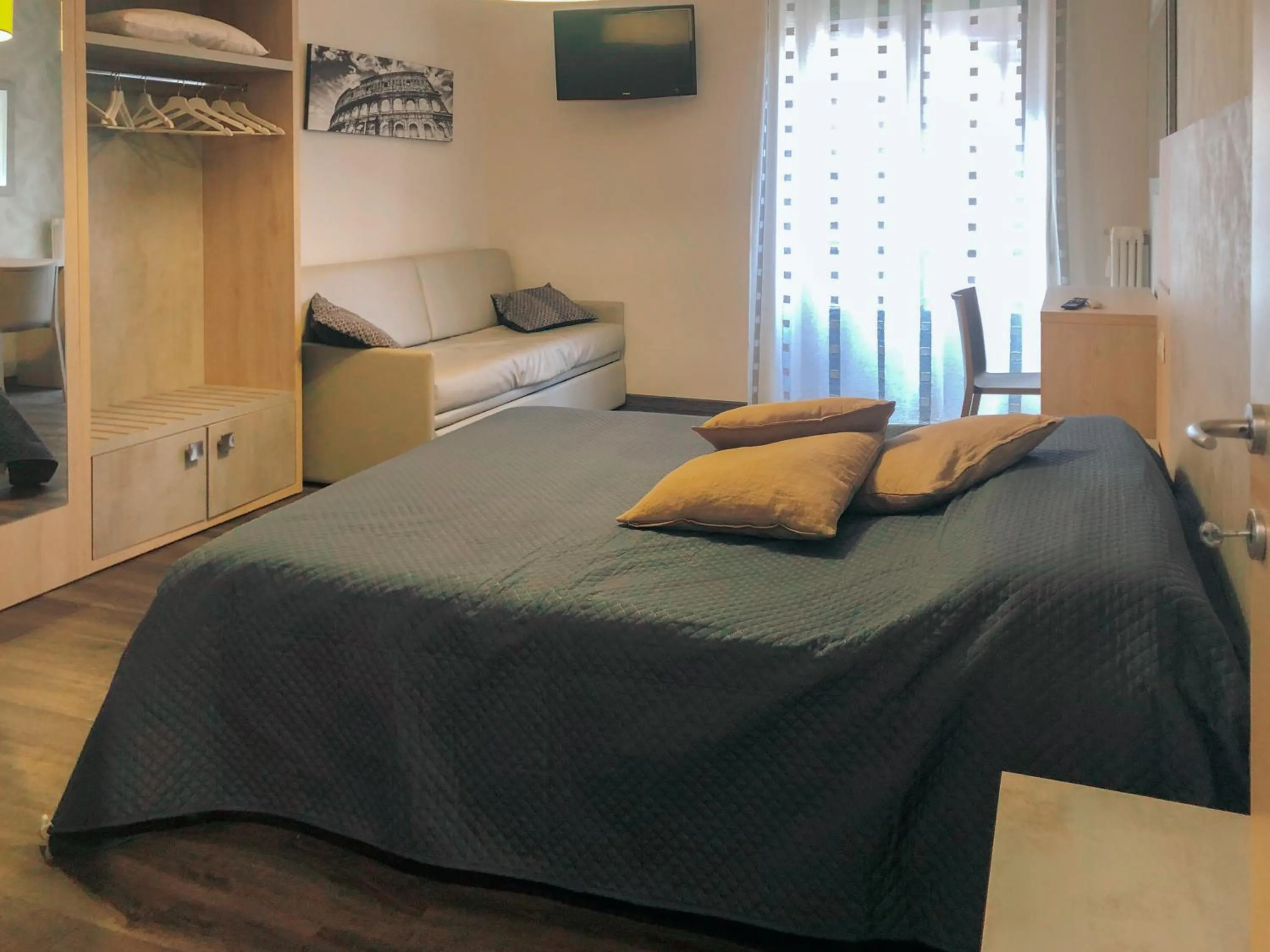 Bed in The Colours Of Rome