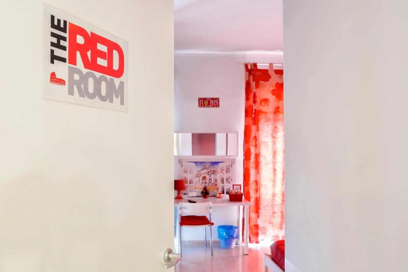 Decorative detail in The Colours Of Rome