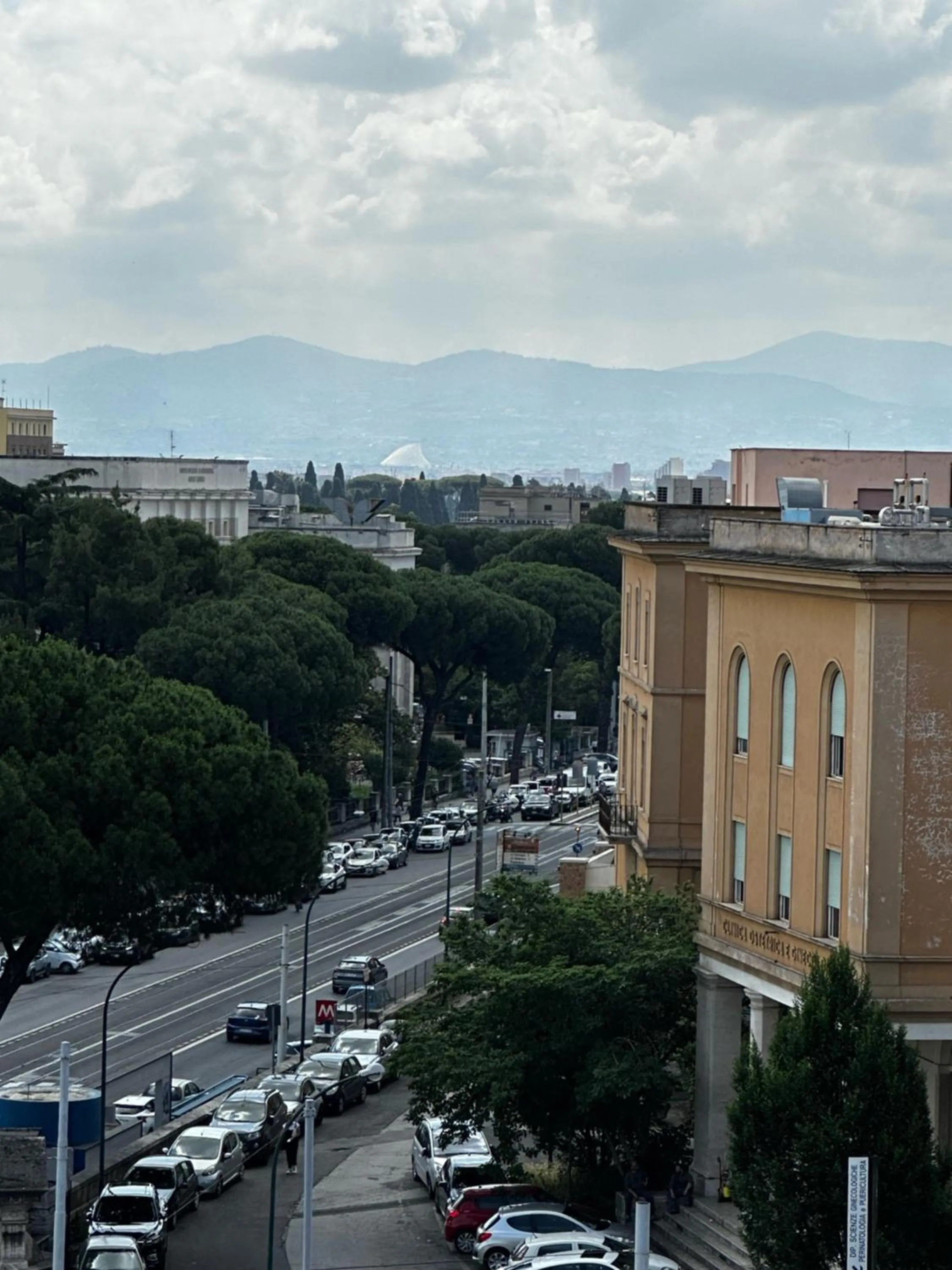 Mountain view in All Comfort Astoria Palace