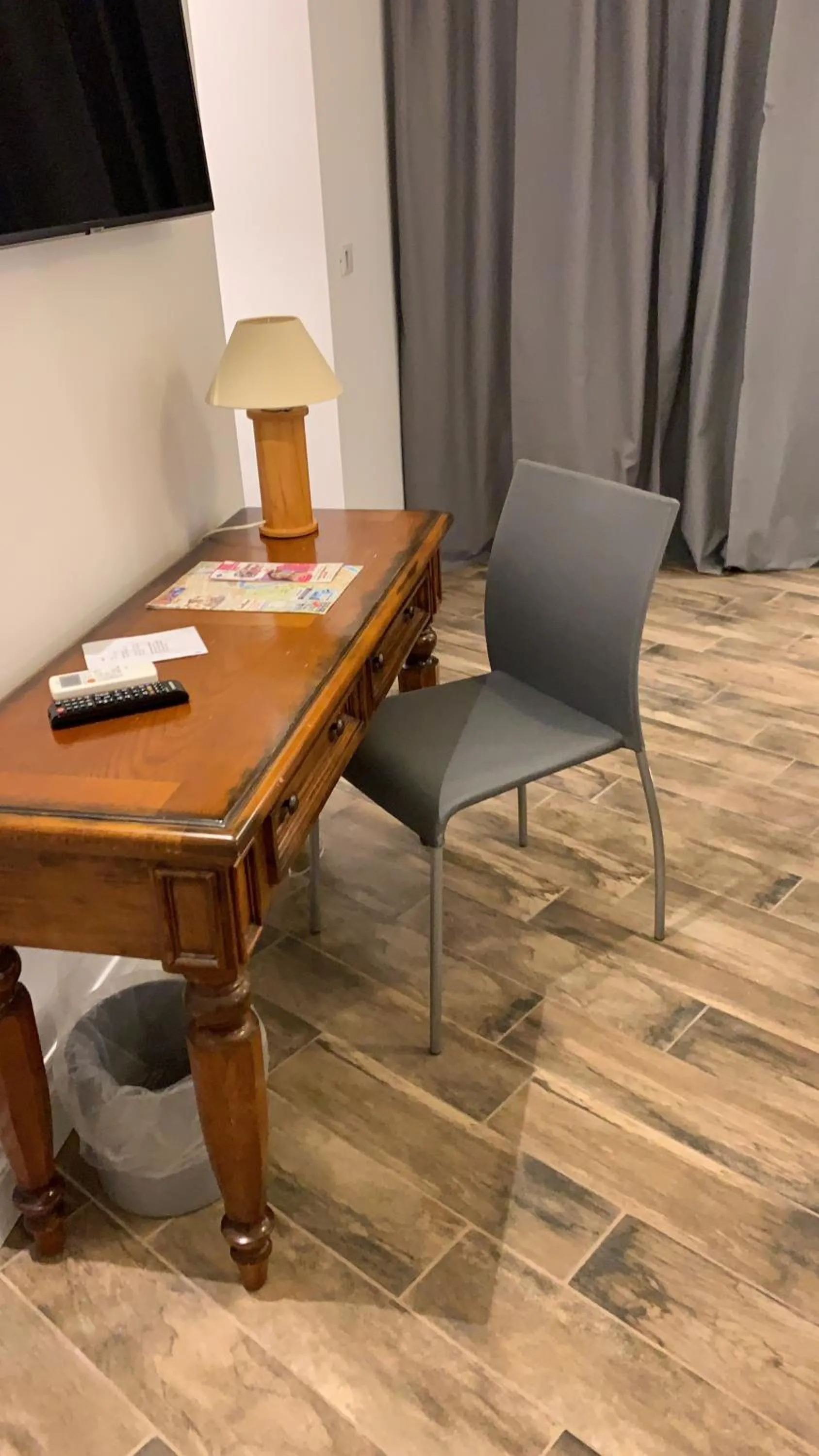 TV and multimedia in All Comfort Astoria Palace