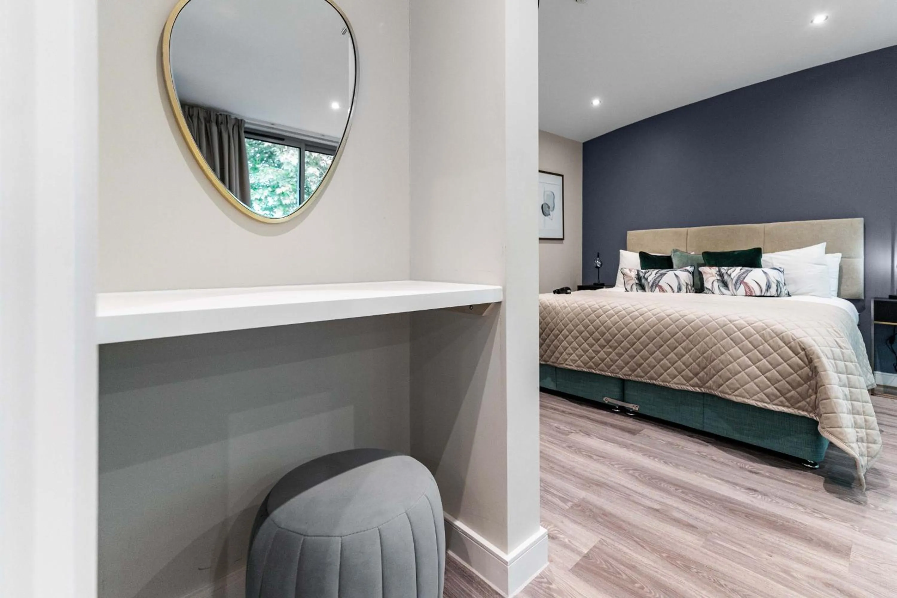 Bedroom, Bed in The Regent Aparthotel