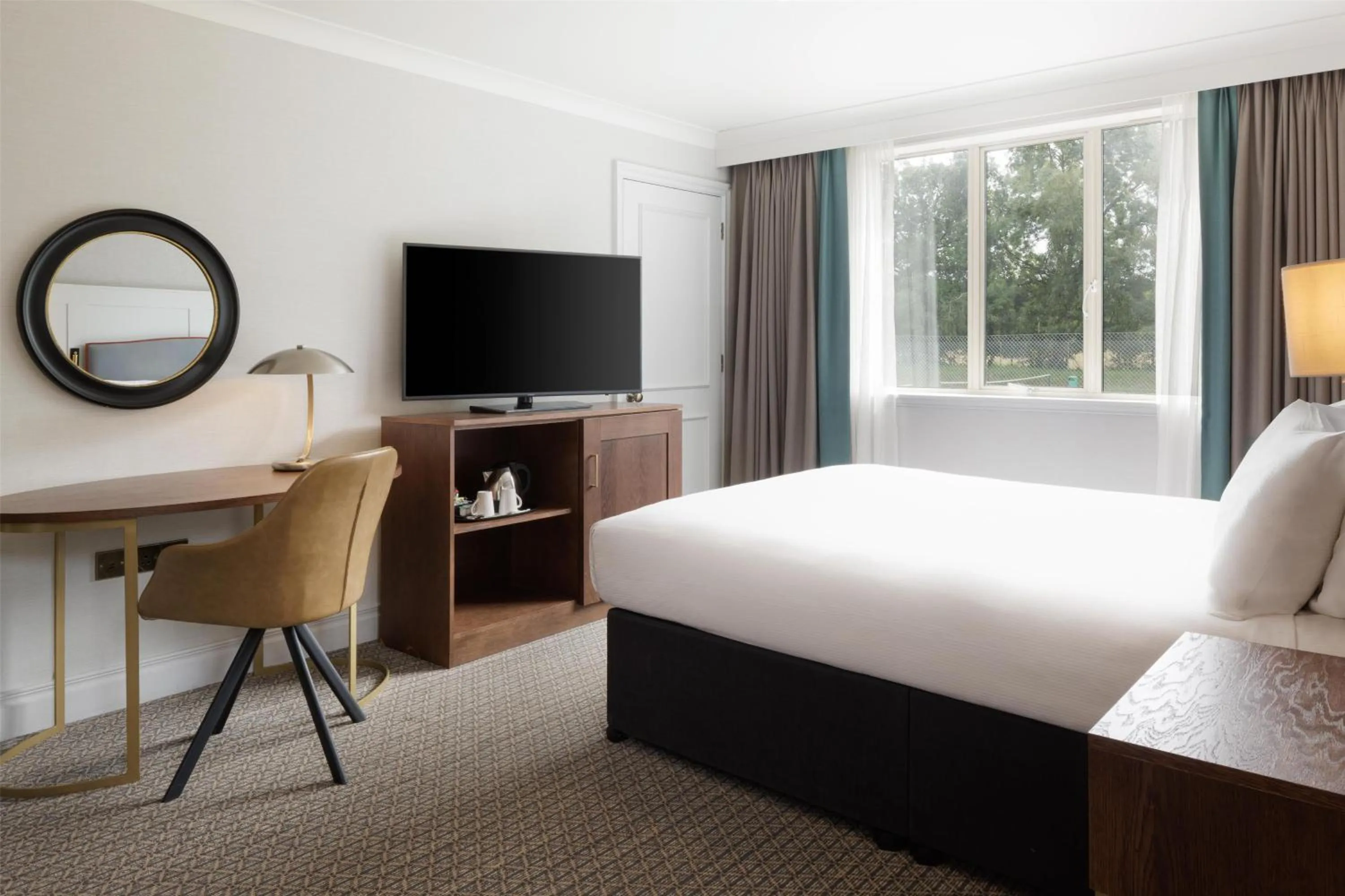 Bed in DoubleTree by Hilton St. Anne's Manor