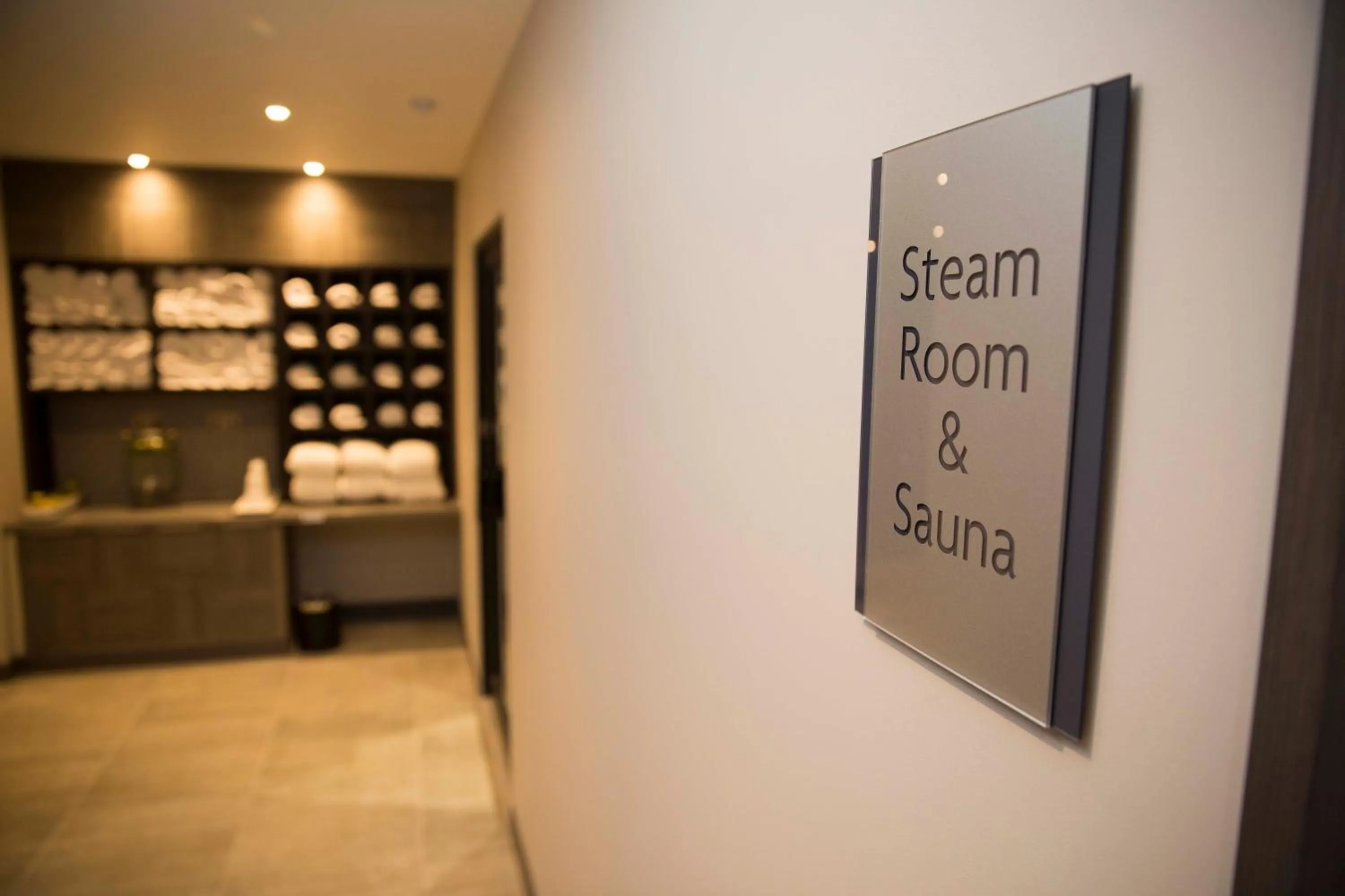 Spa and wellness centre/facilities in Crowne Plaza Basingstoke by IHG