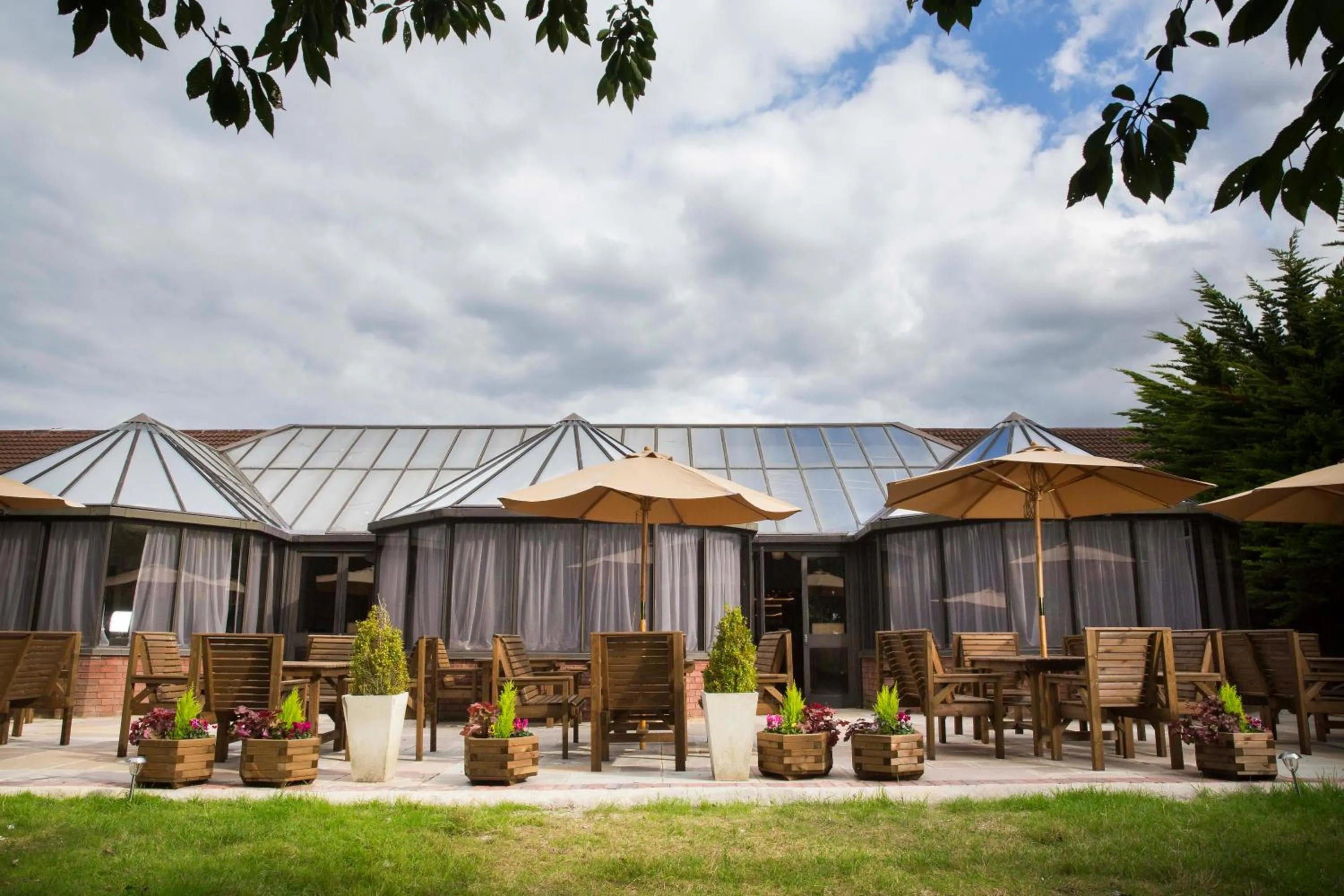 Property building in Crowne Plaza Basingstoke by IHG