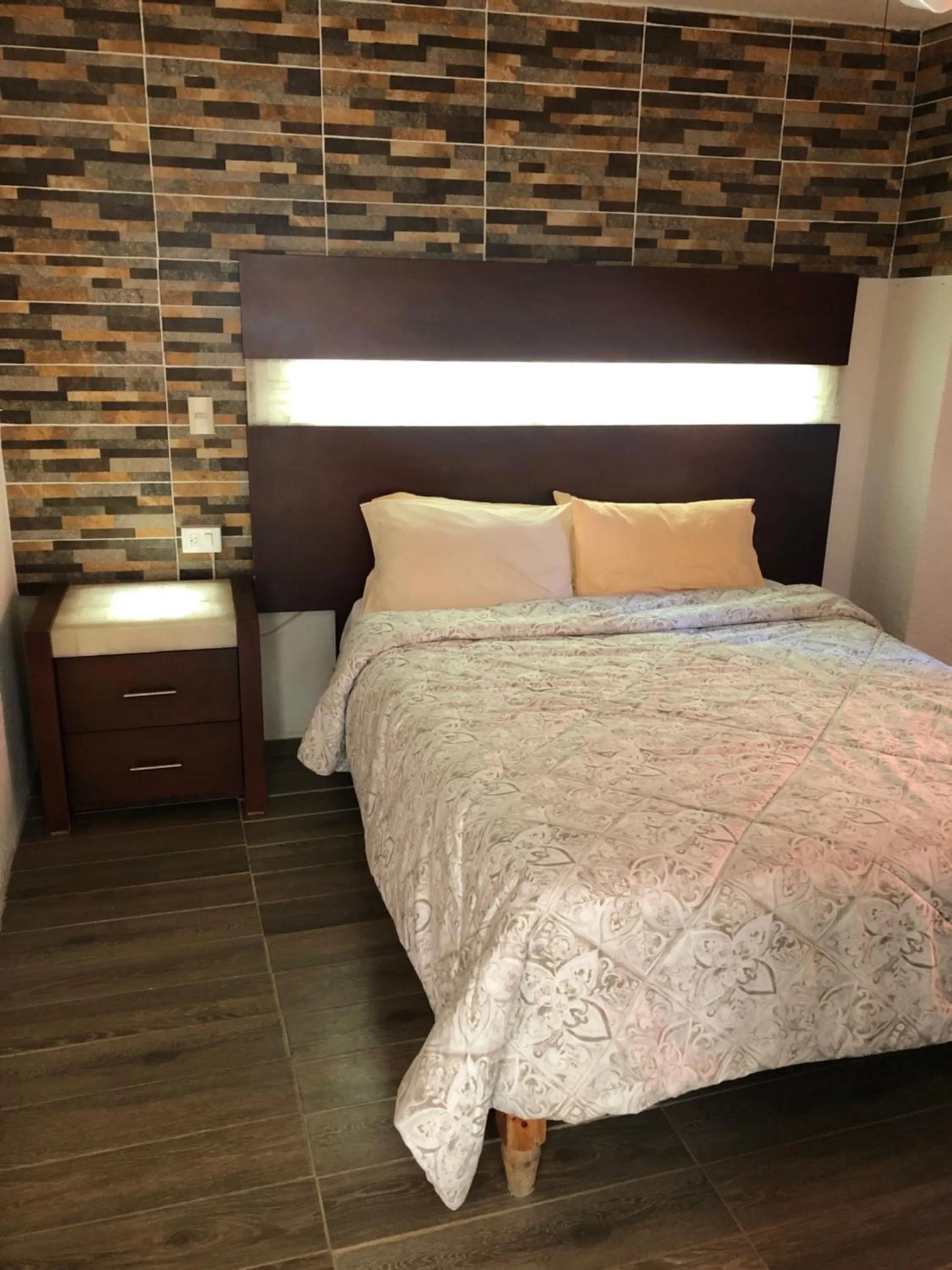 Double Room in Hotel del Conde