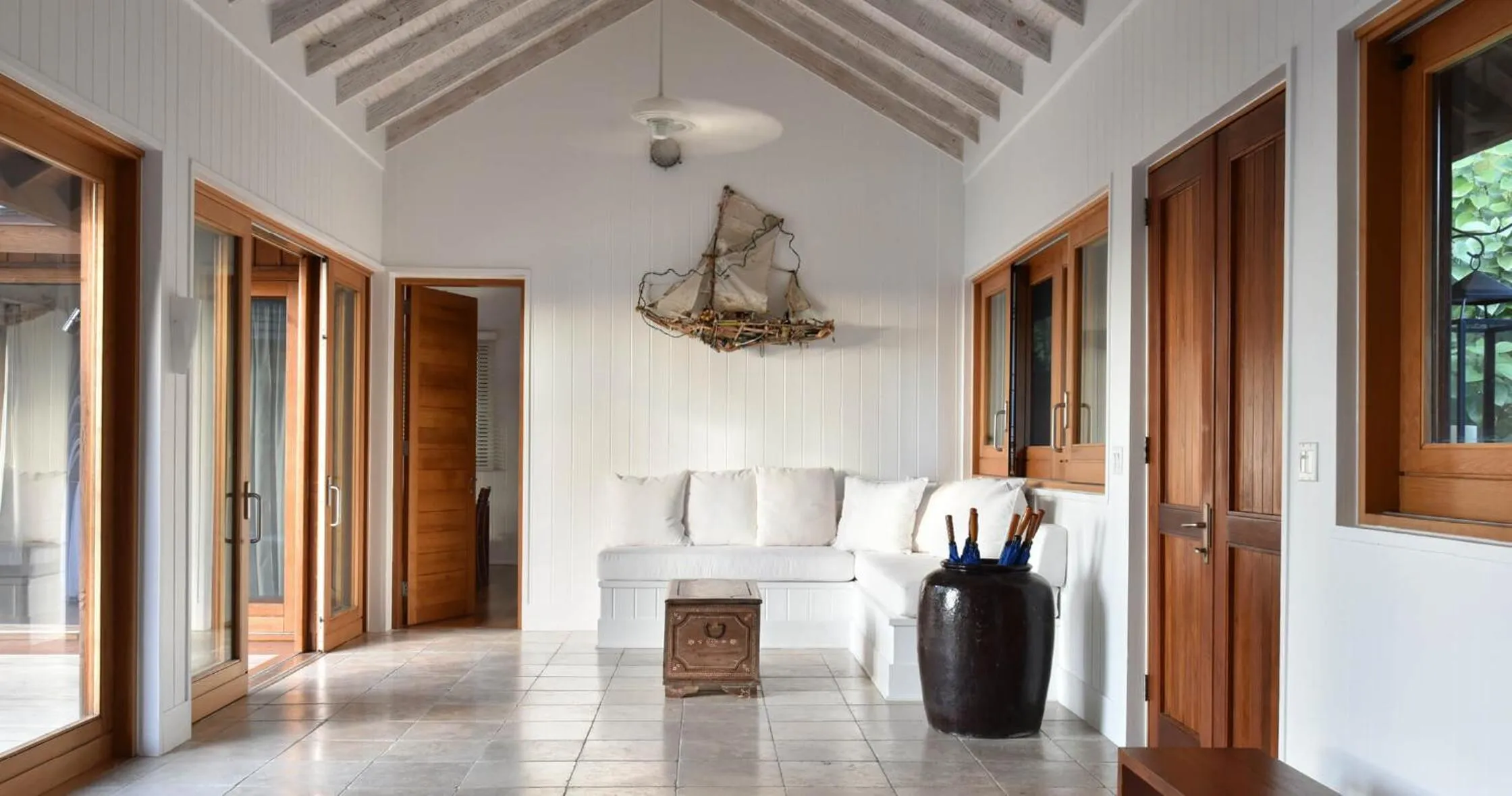 Photo of the whole room in COMO Parrot Cay