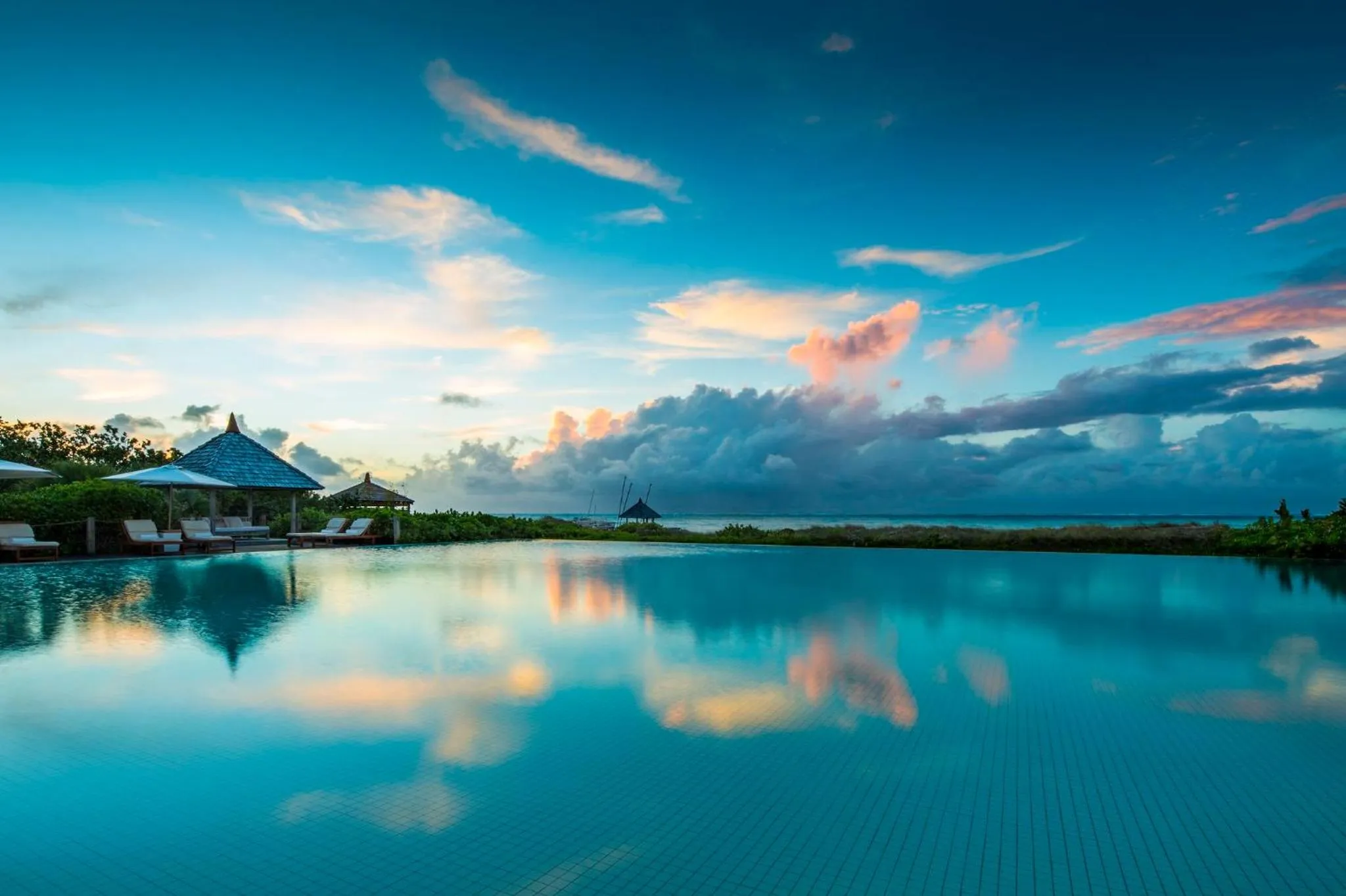 Swimming pool in COMO Parrot Cay