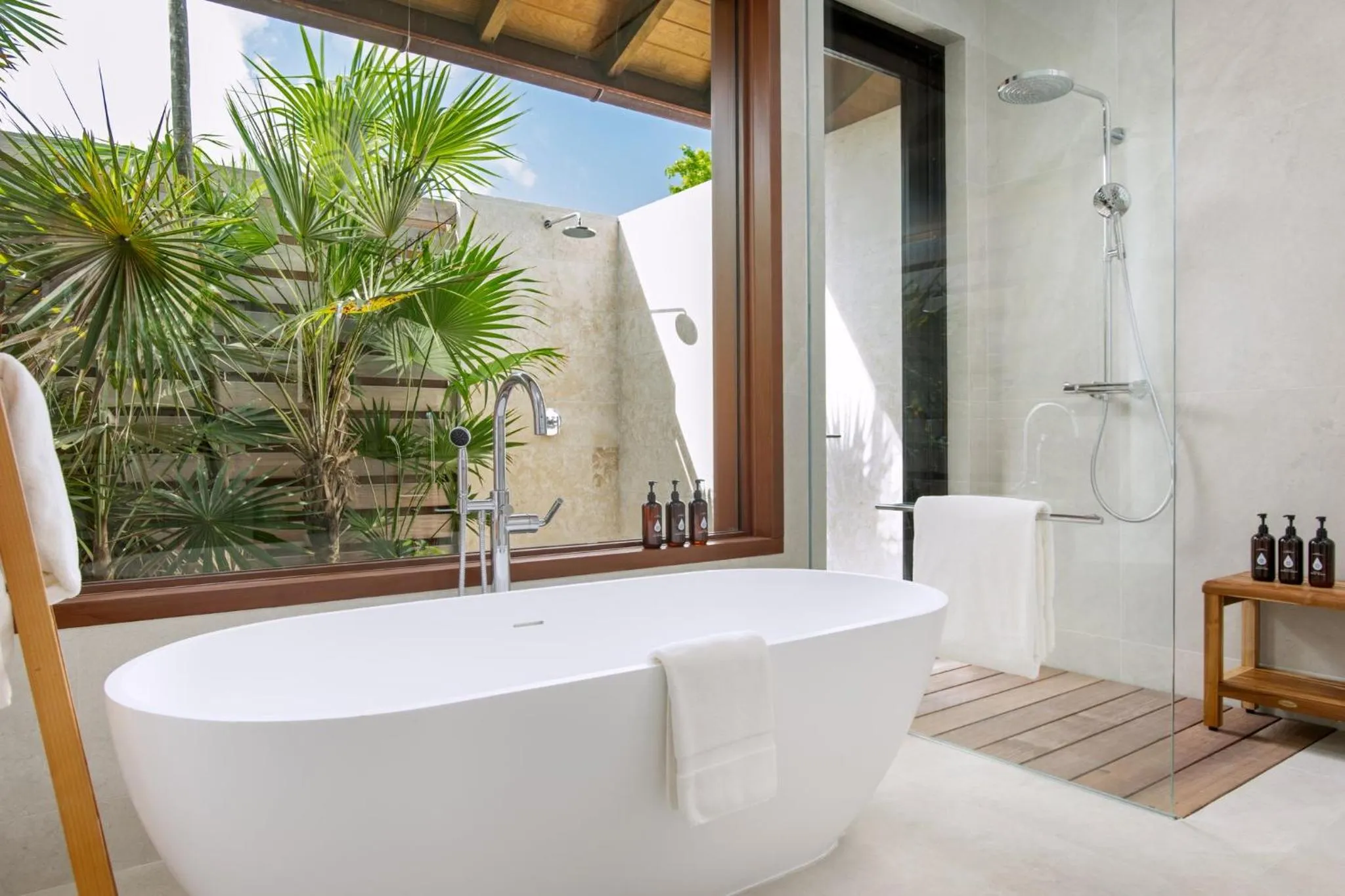 Photo of the whole room in COMO Parrot Cay