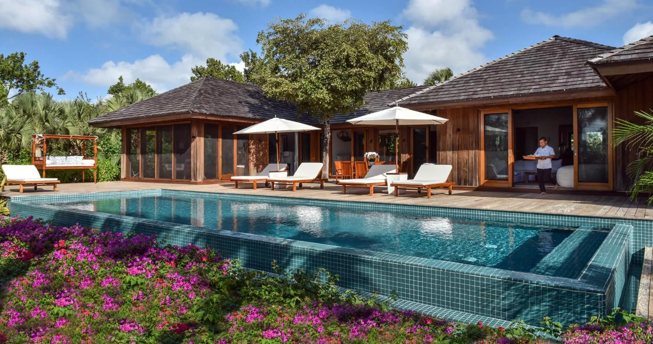 Photo of the whole room in COMO Parrot Cay