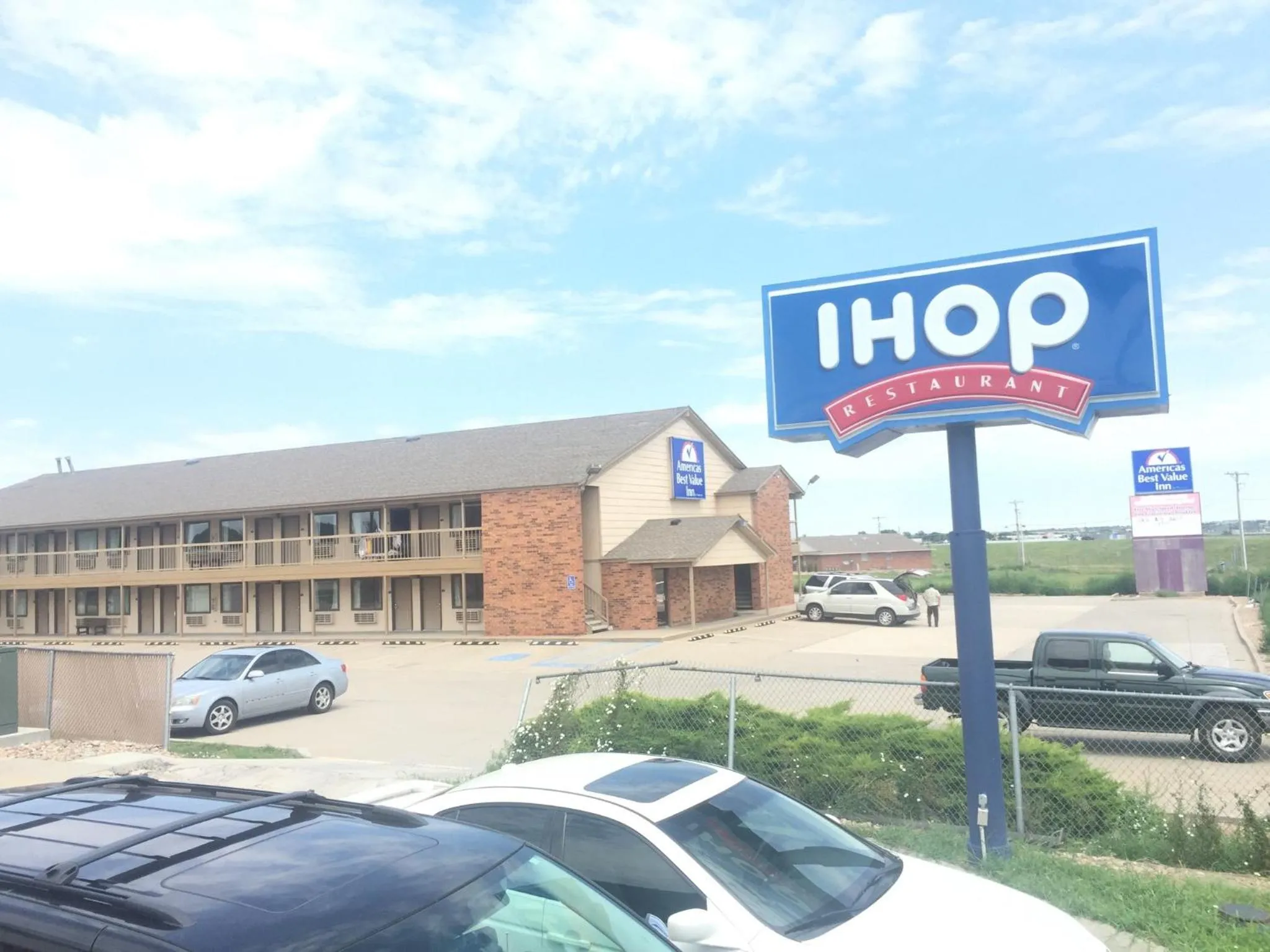 Property Building in Americas Best Value Inn - Garden City