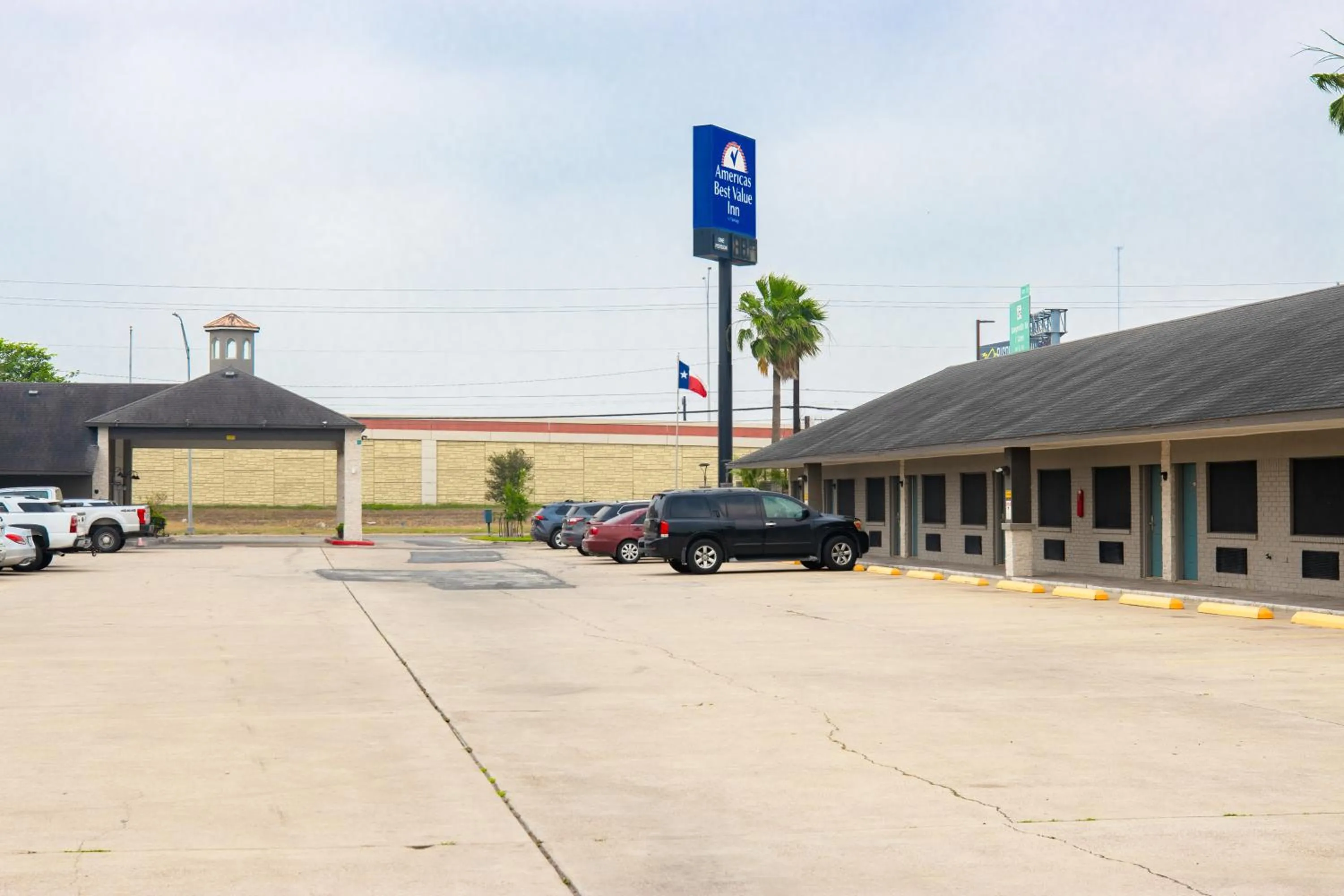 Property building in Americas Best Value Inn Harlingen