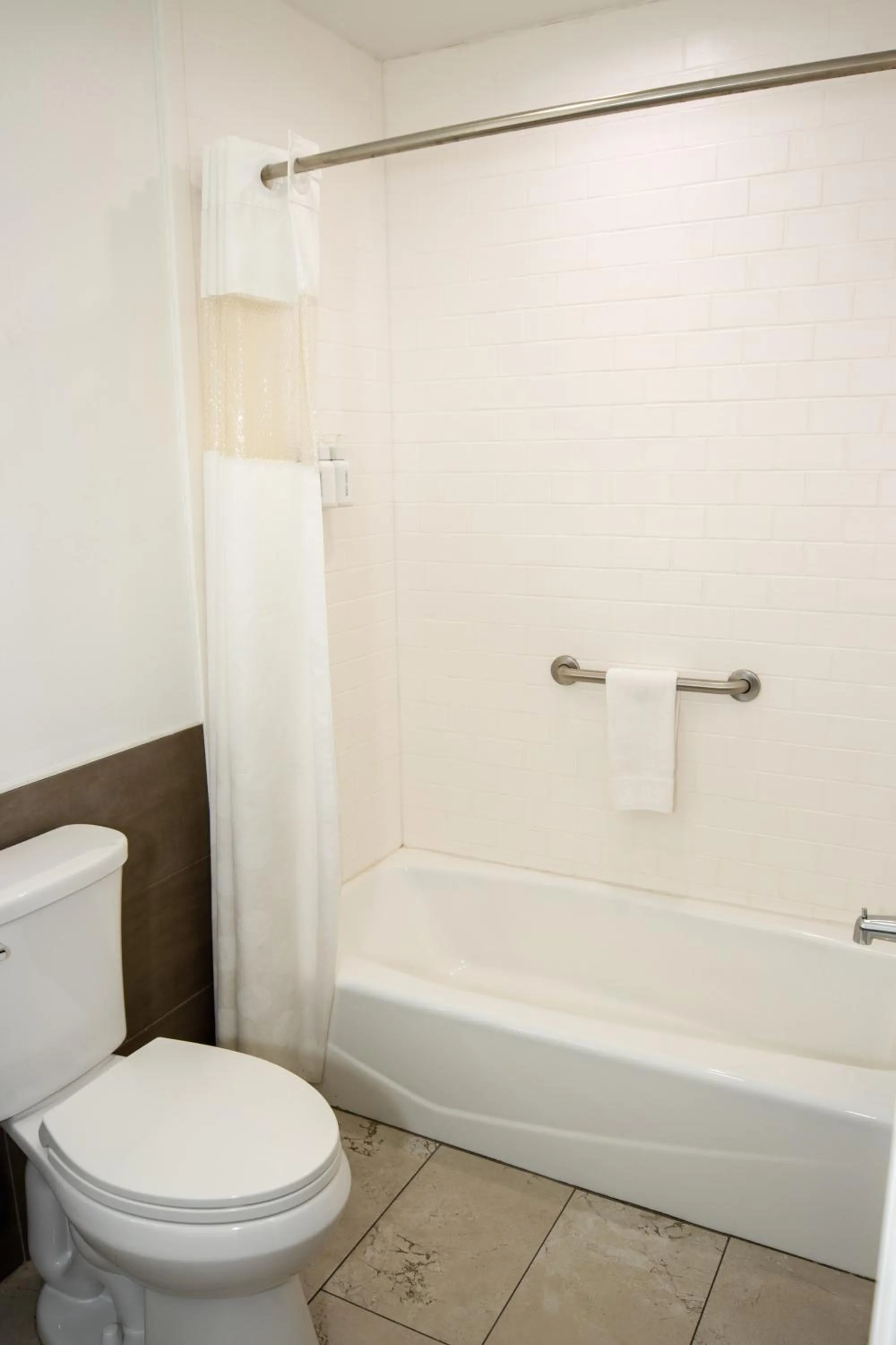 Bathroom in Americas Best Value Inn Harlingen