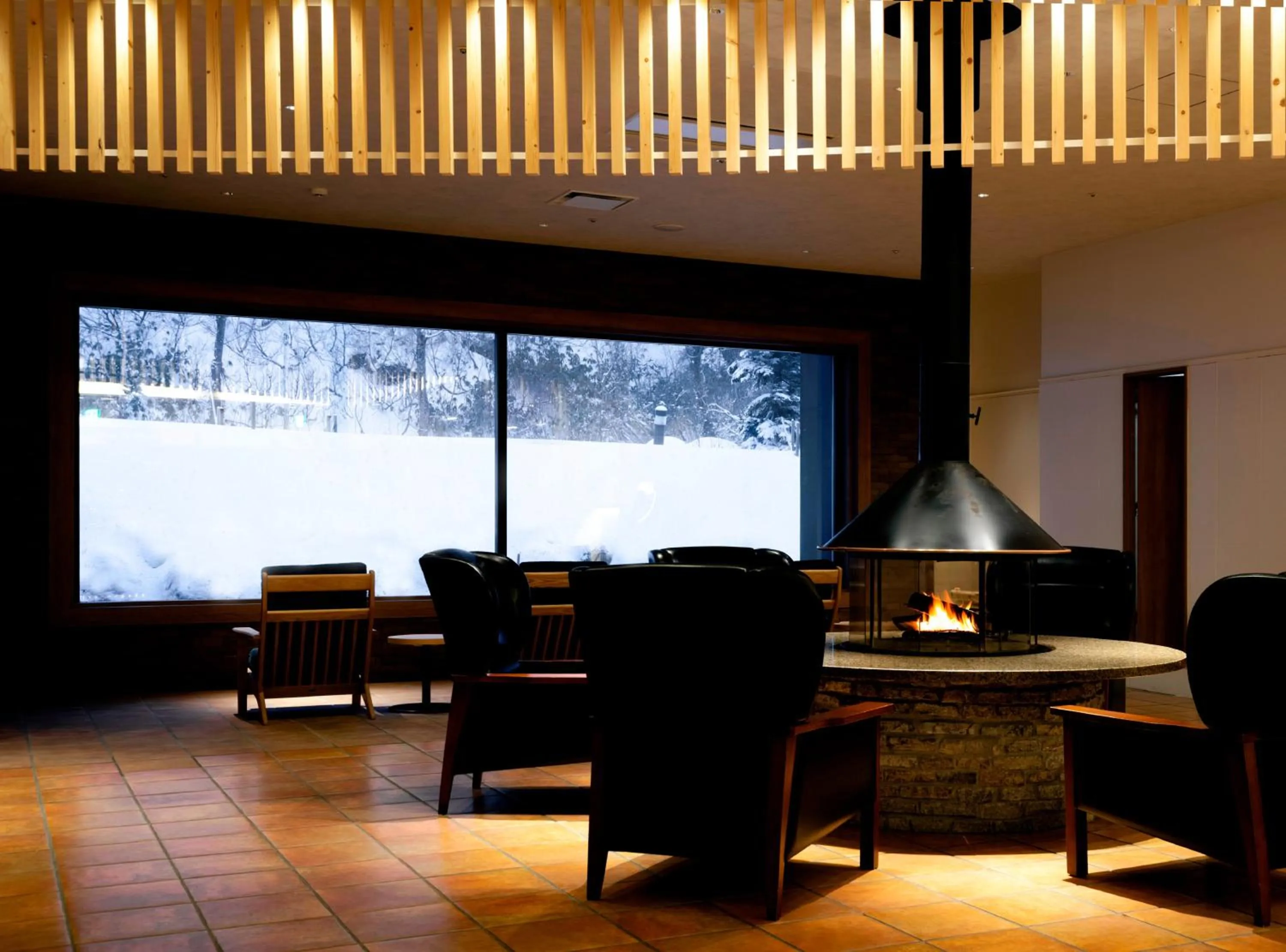 Lounge or bar in Higashikawa Asahidake Onsen Hotel Bear Monte