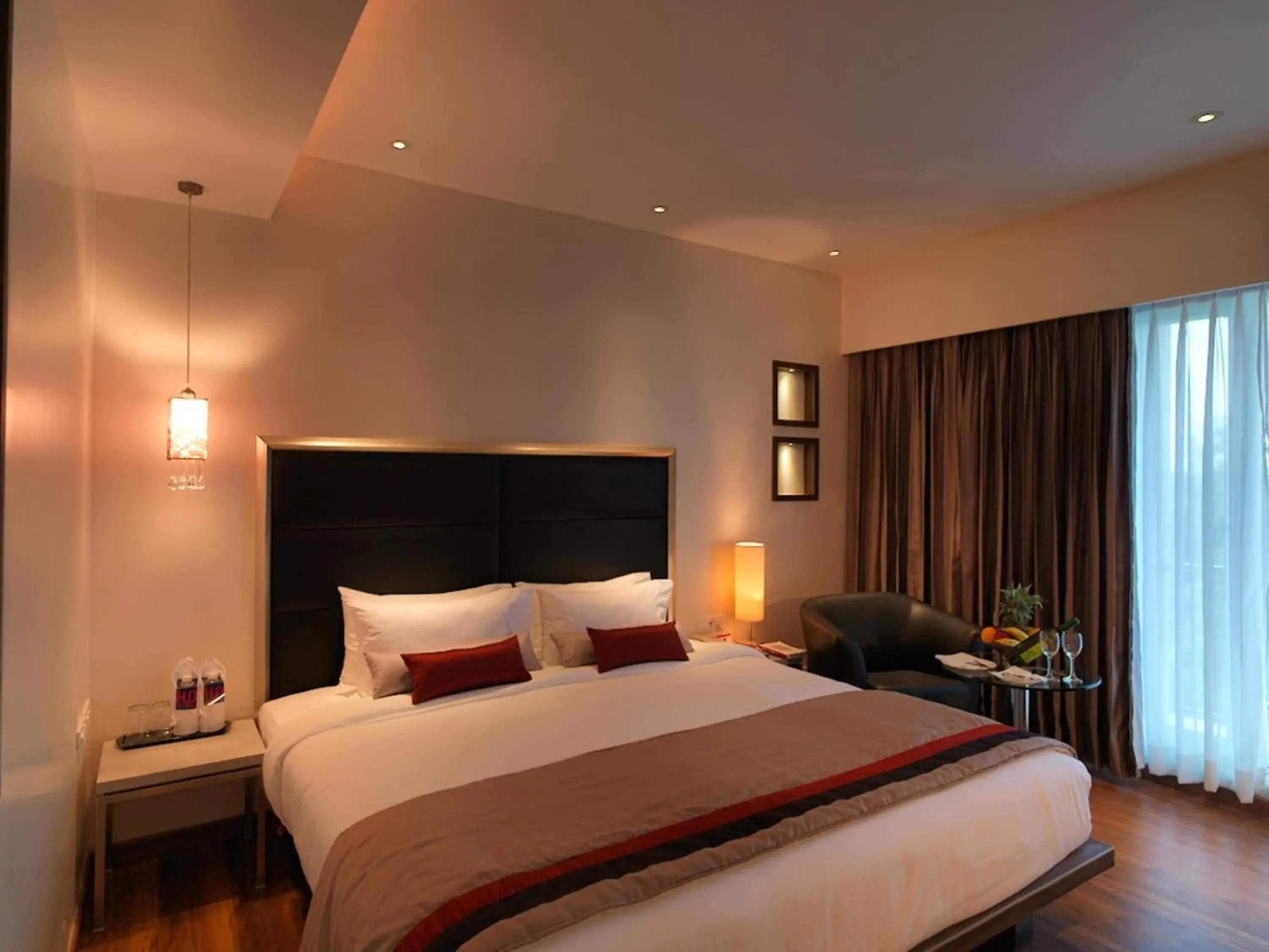 King Room - single occupancy in Spree Shivai Hotel Pune King Room - single occupancy in Spree Shivai Hotel Pune