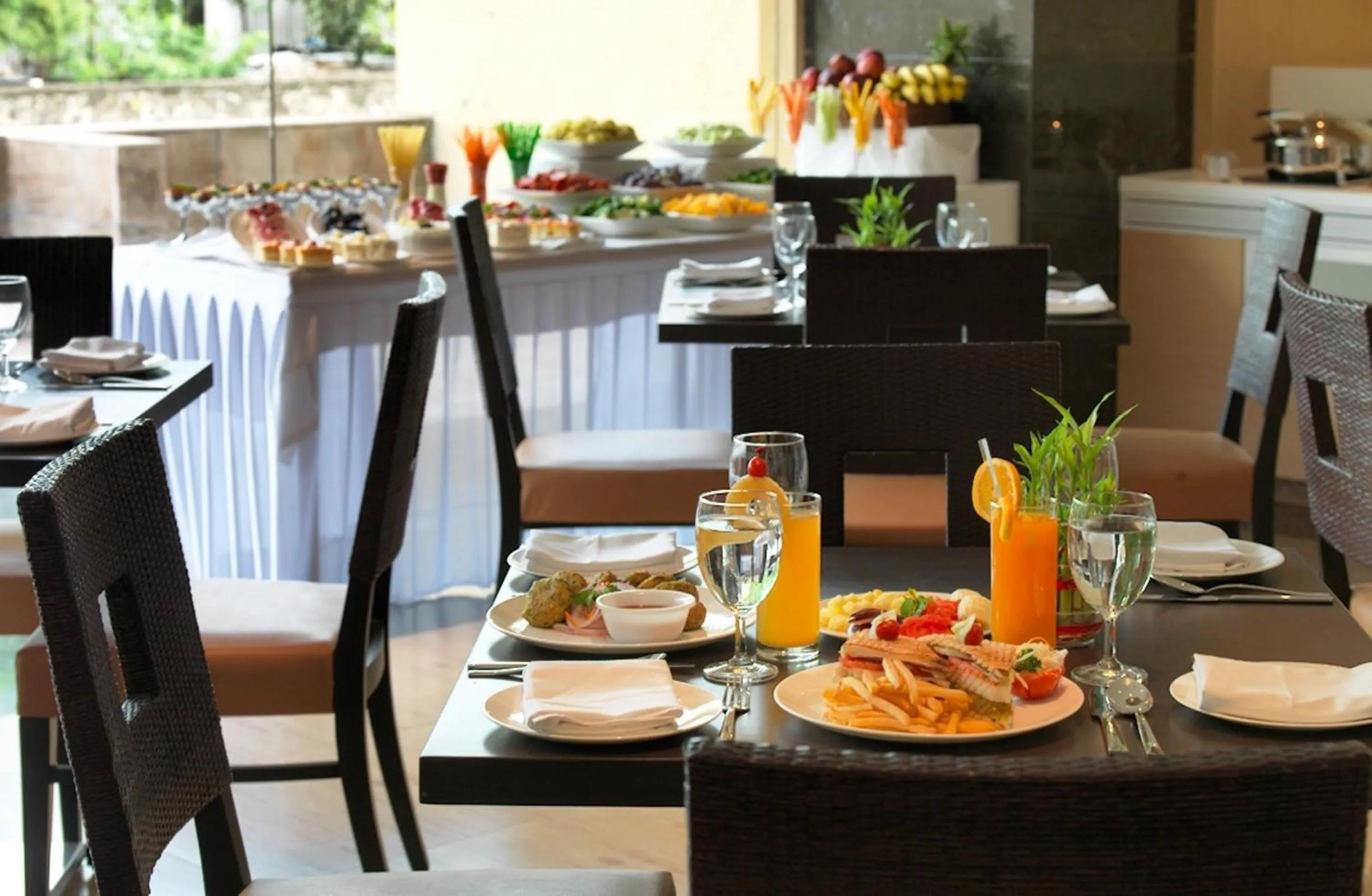 Restaurant/places to eat in Spree Shivai Hotel Pune
