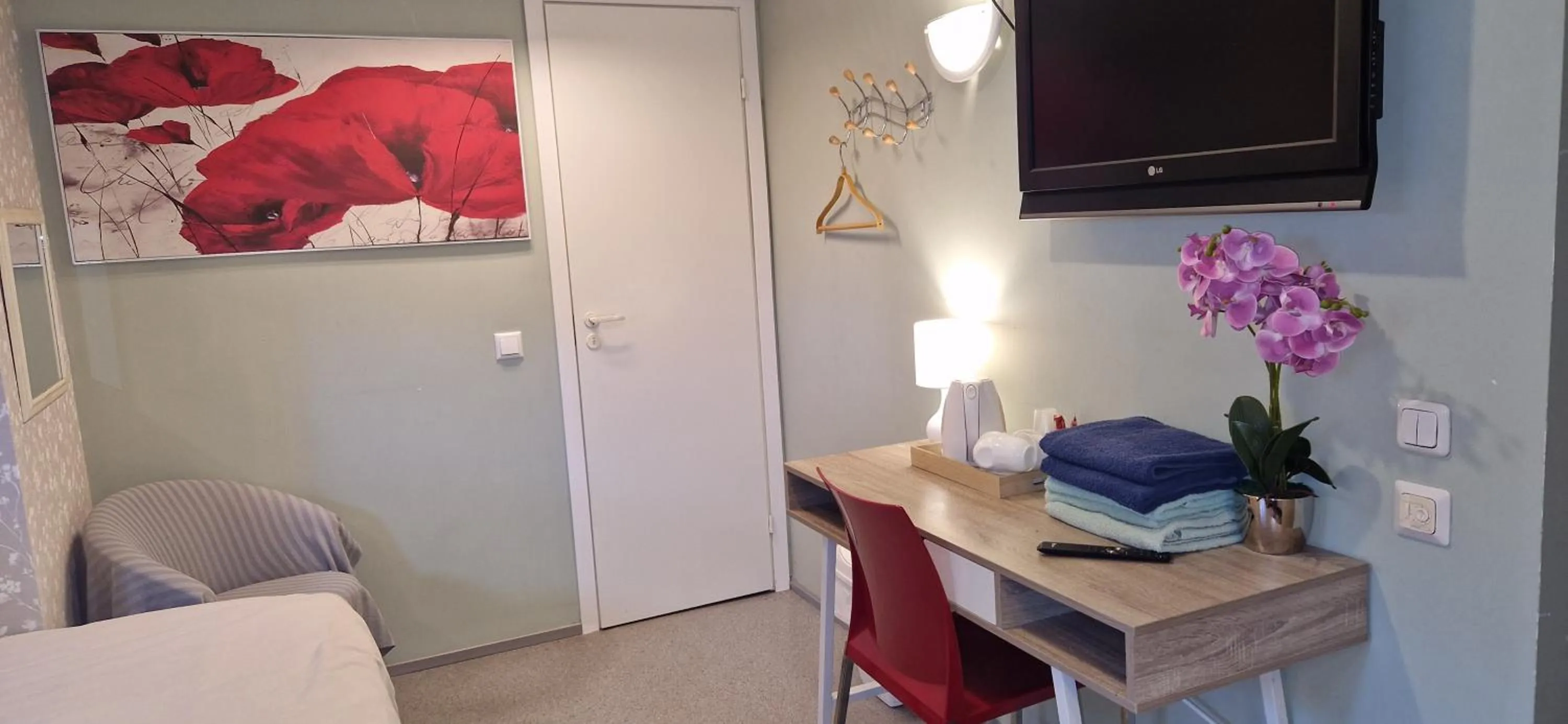 Freedom65 Hostel and Caravan