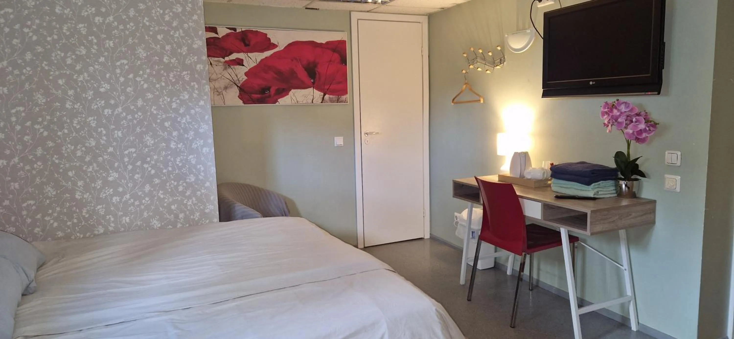 Bed in Freedom65 Hostel and Caravan