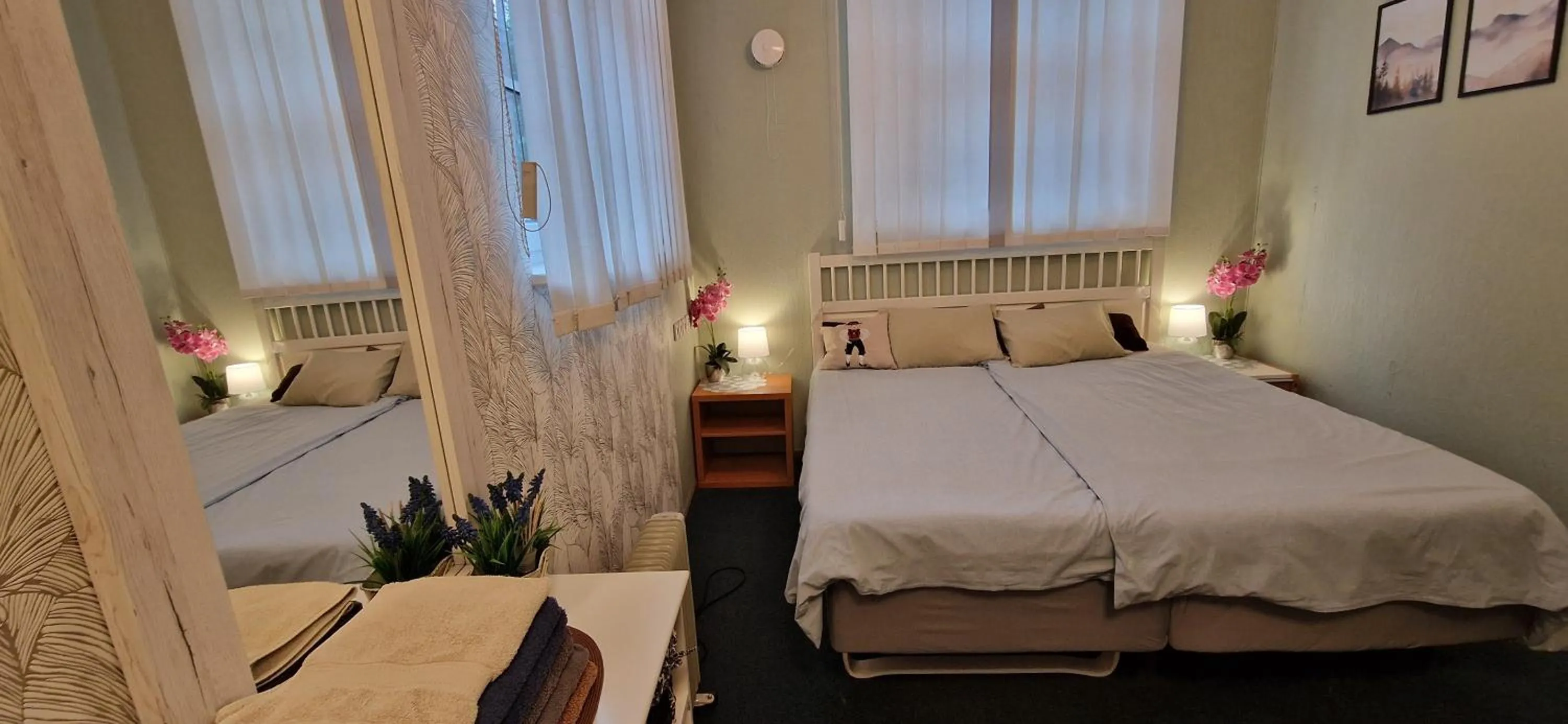 Bed in Freedom65 Hostel and Caravan