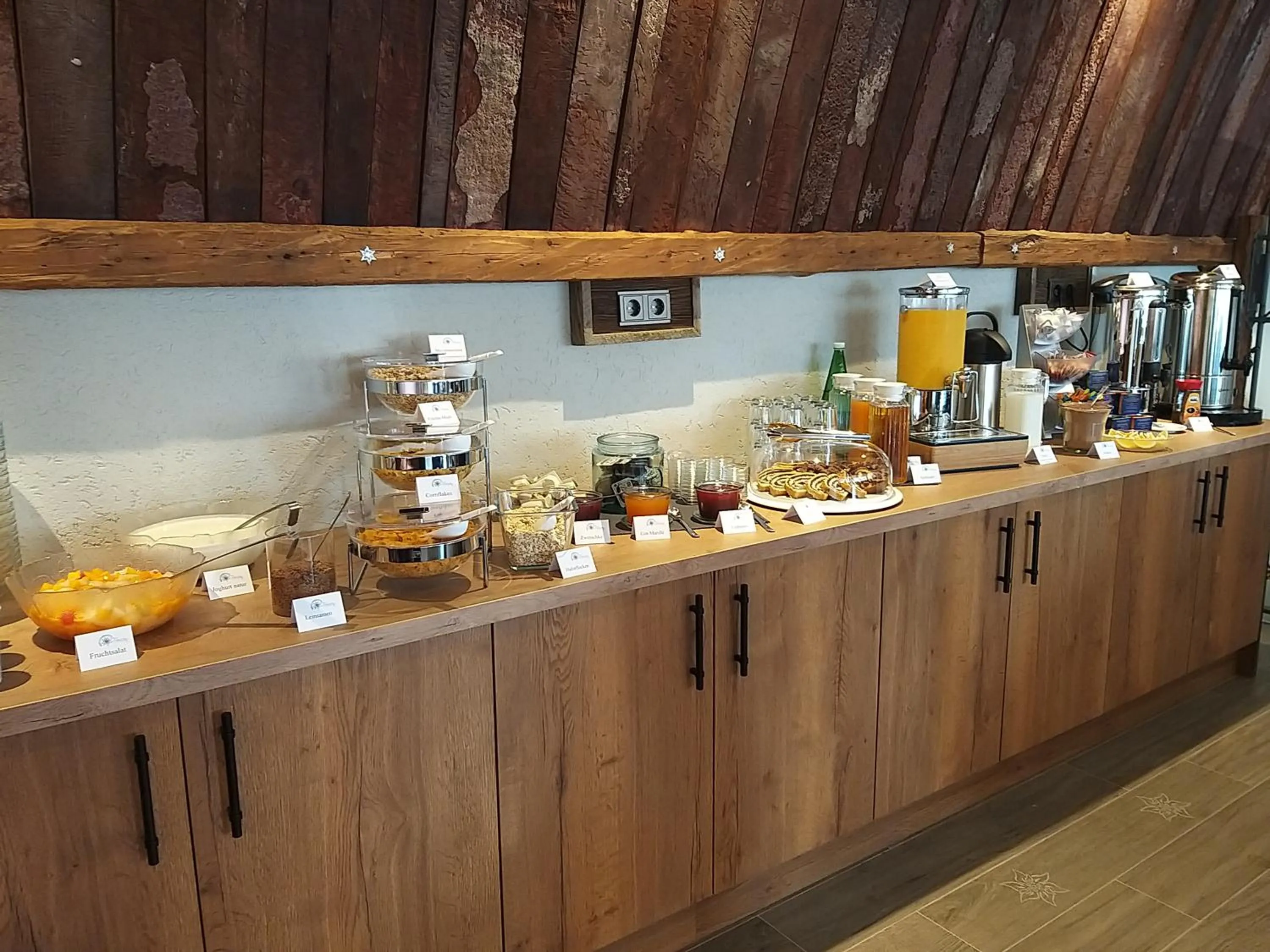 Breakfast in Feriendorf Edelweiss