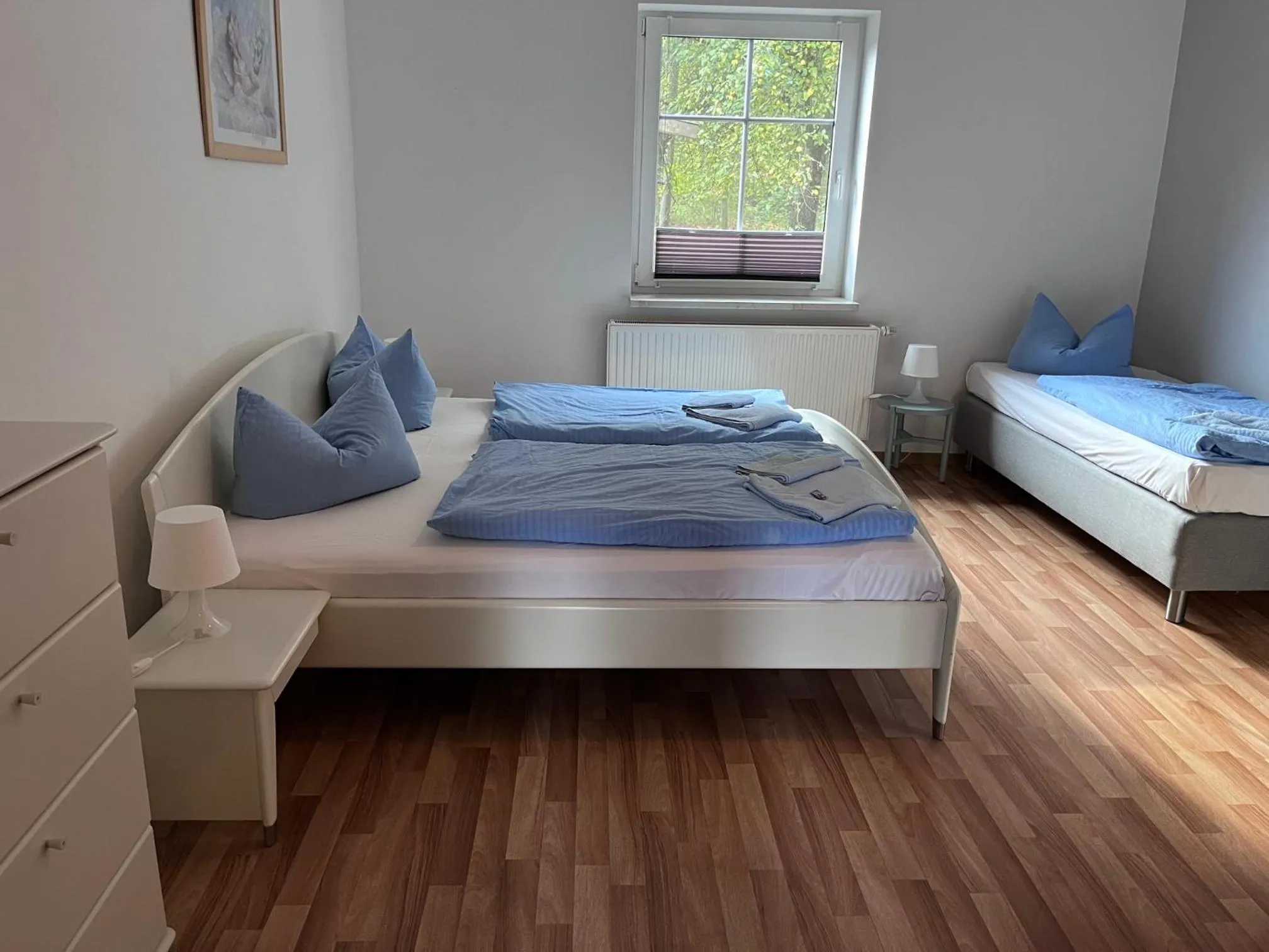 Bedroom, Bed in Waldhotel