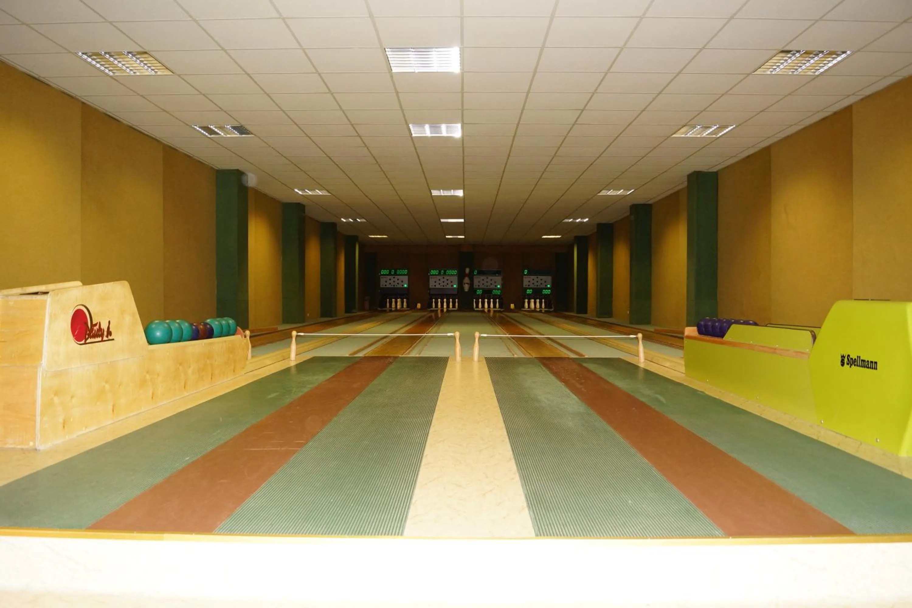 Bowling in Waldhotel