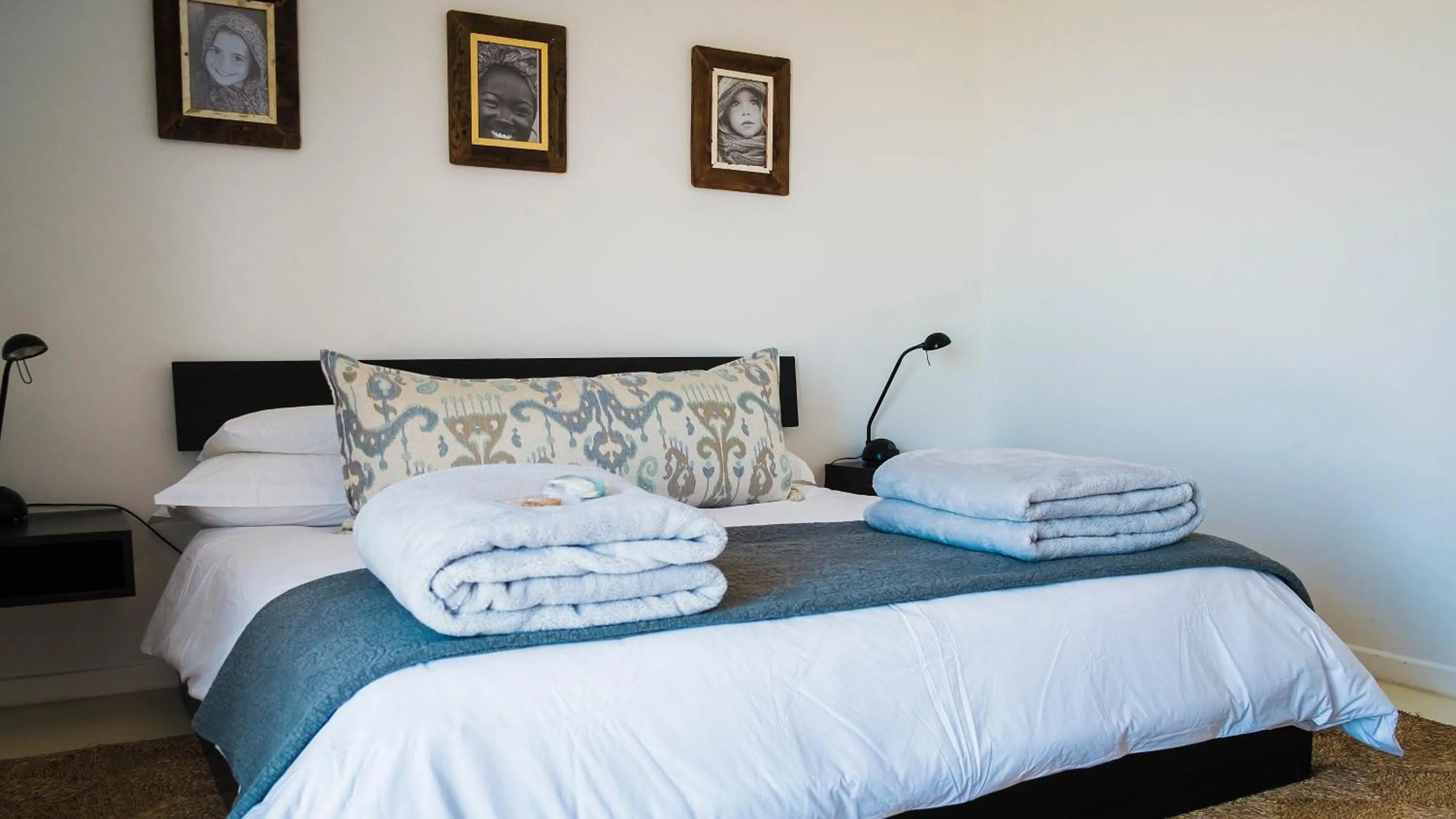 Photo of the whole room, Bed in Agulhas Ocean House