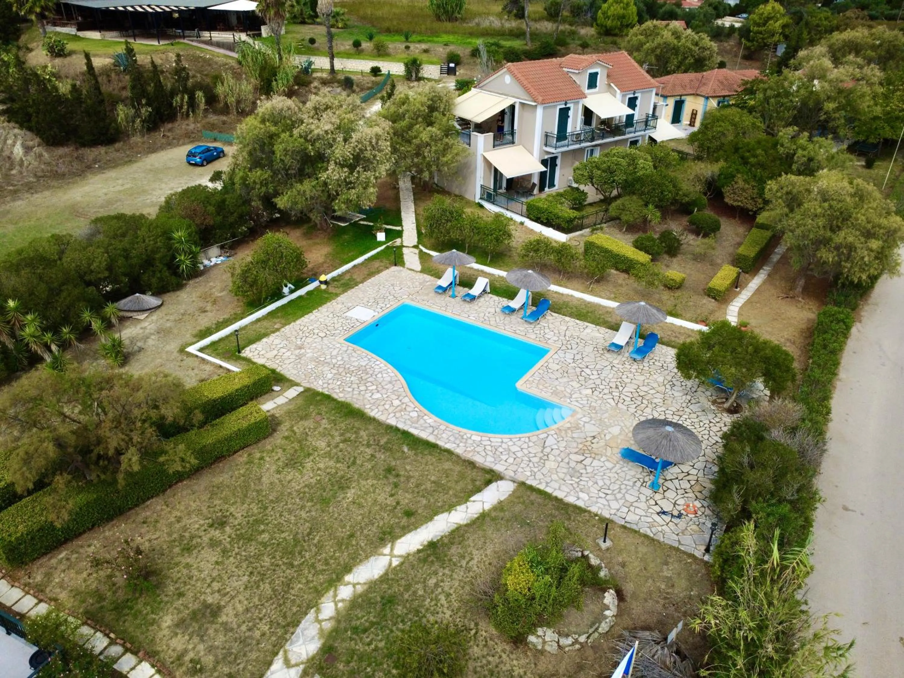 Property building in Xi Village