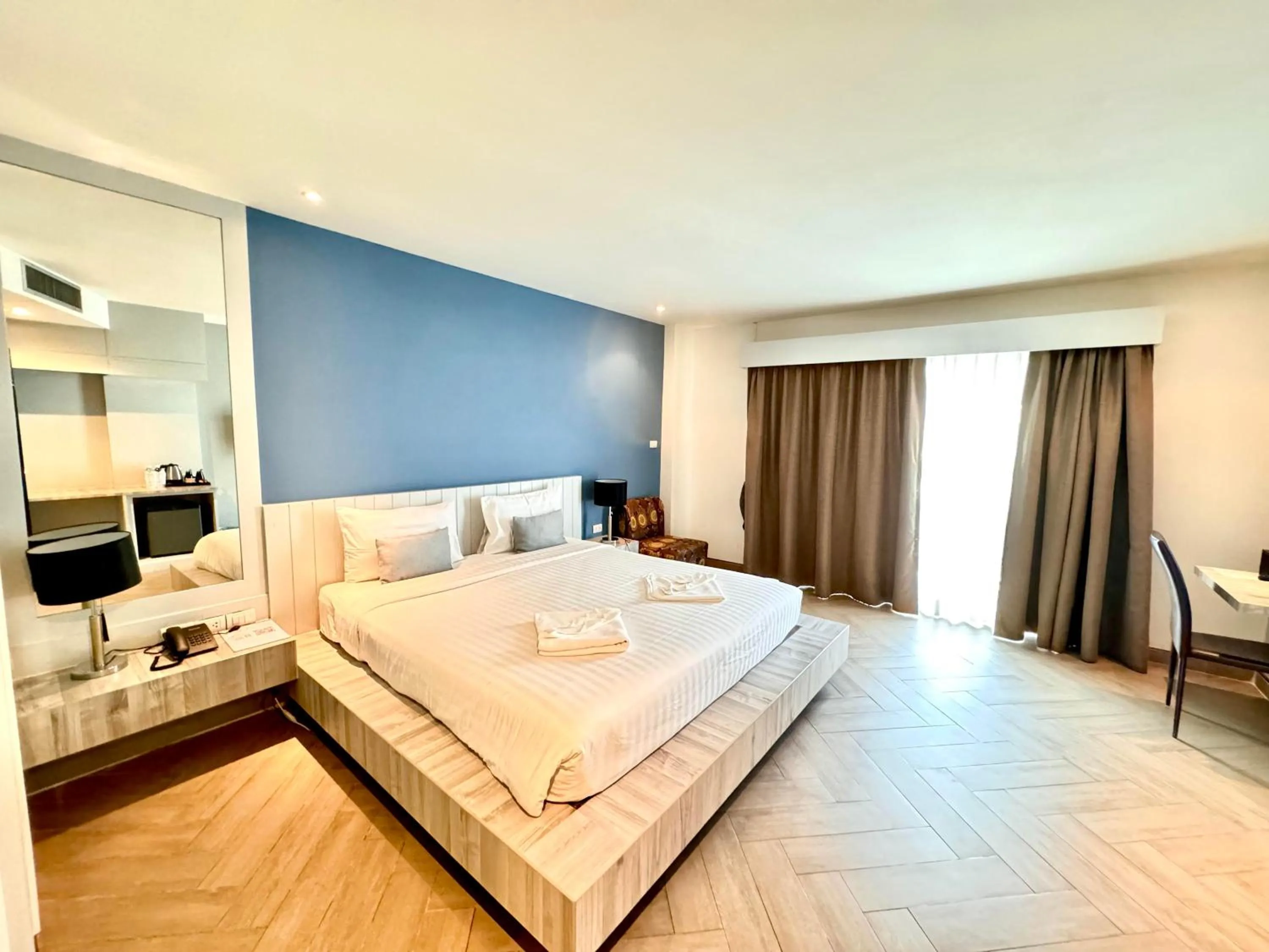 Bedroom, Bed in De Cozé Hotel